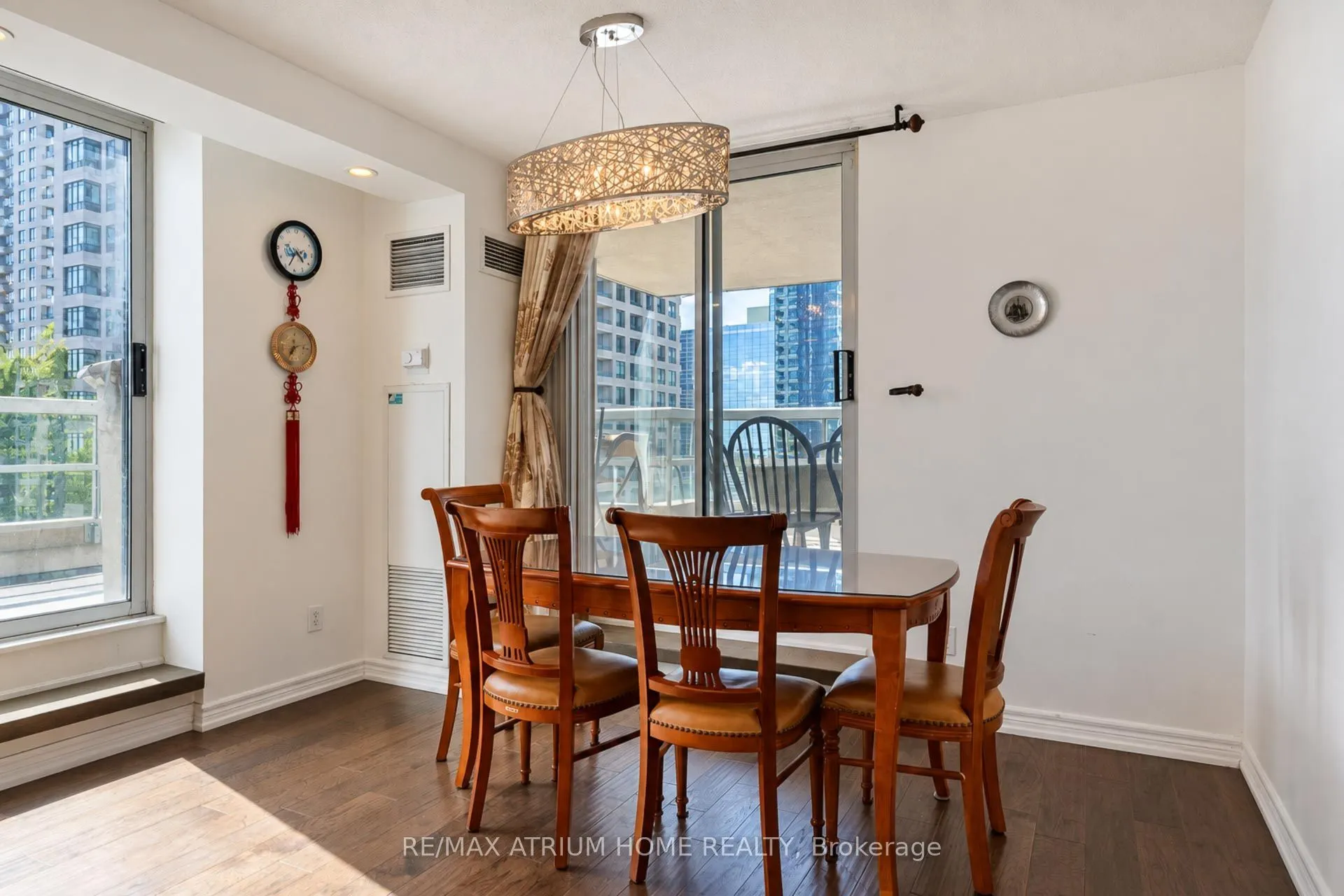 28 Empress Avenue #2208