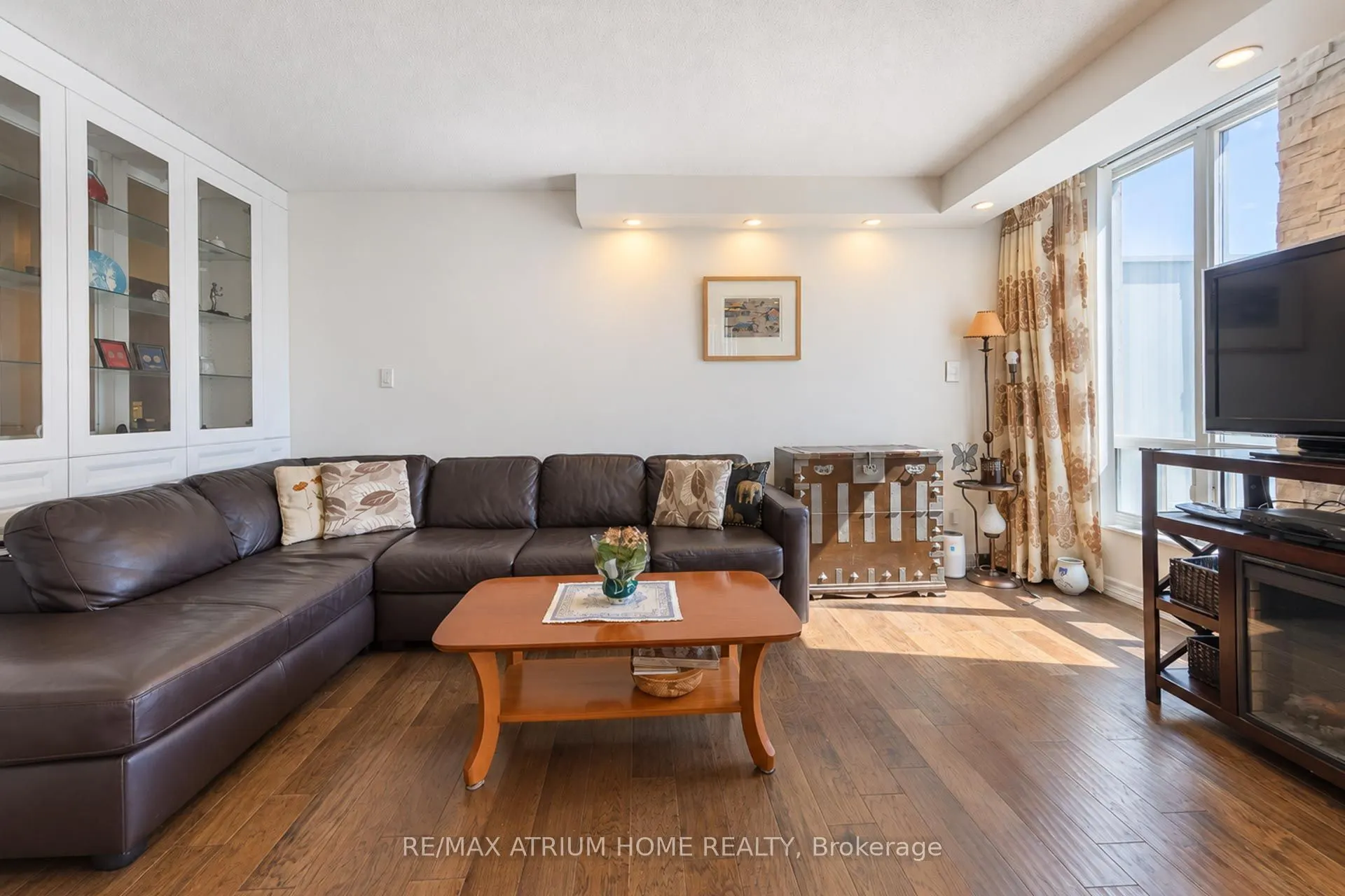 28 Empress Avenue #2208