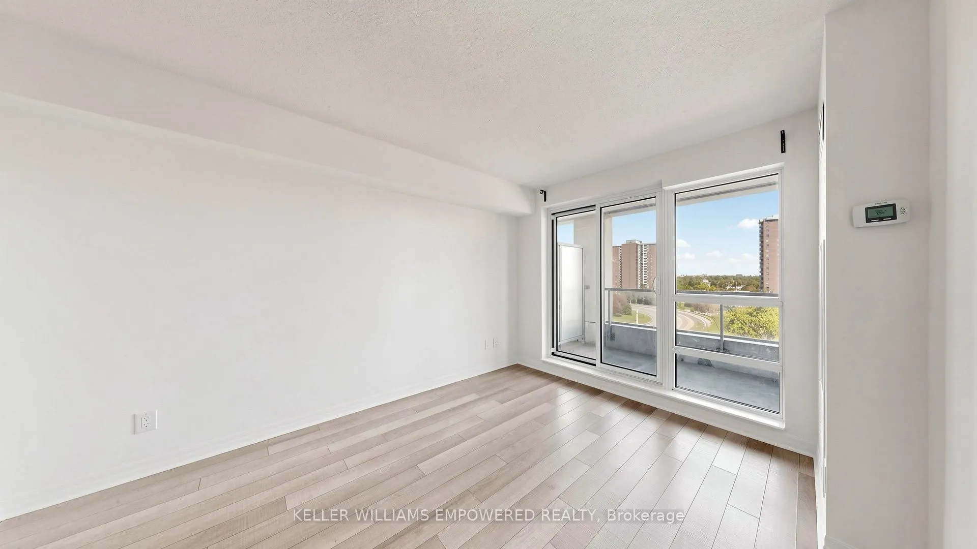 2015 Sheppard Avenue E #807