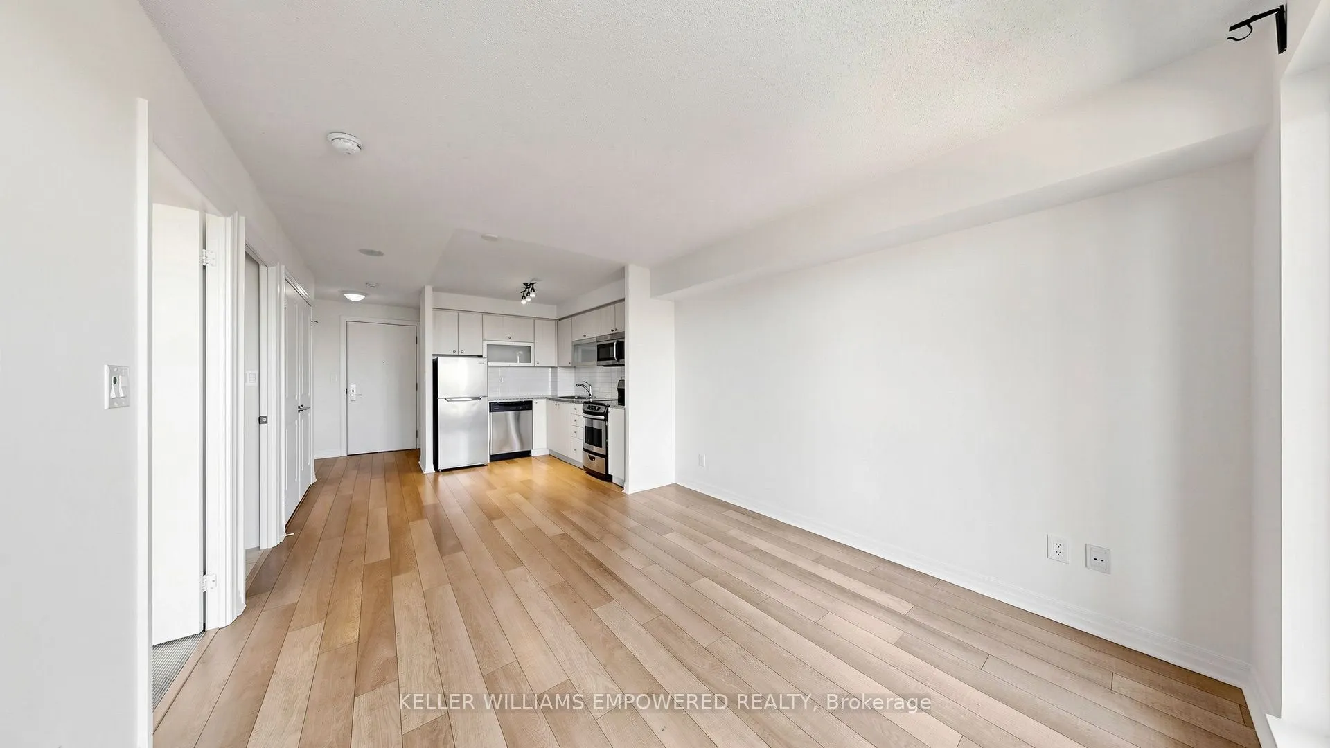 2015 Sheppard Avenue E #807
