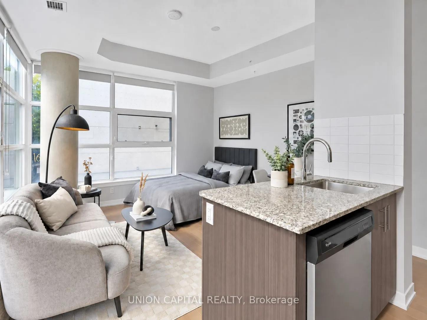 10 Willison Square #202