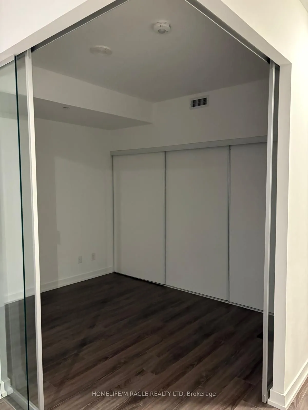 20 Edward Street #1422