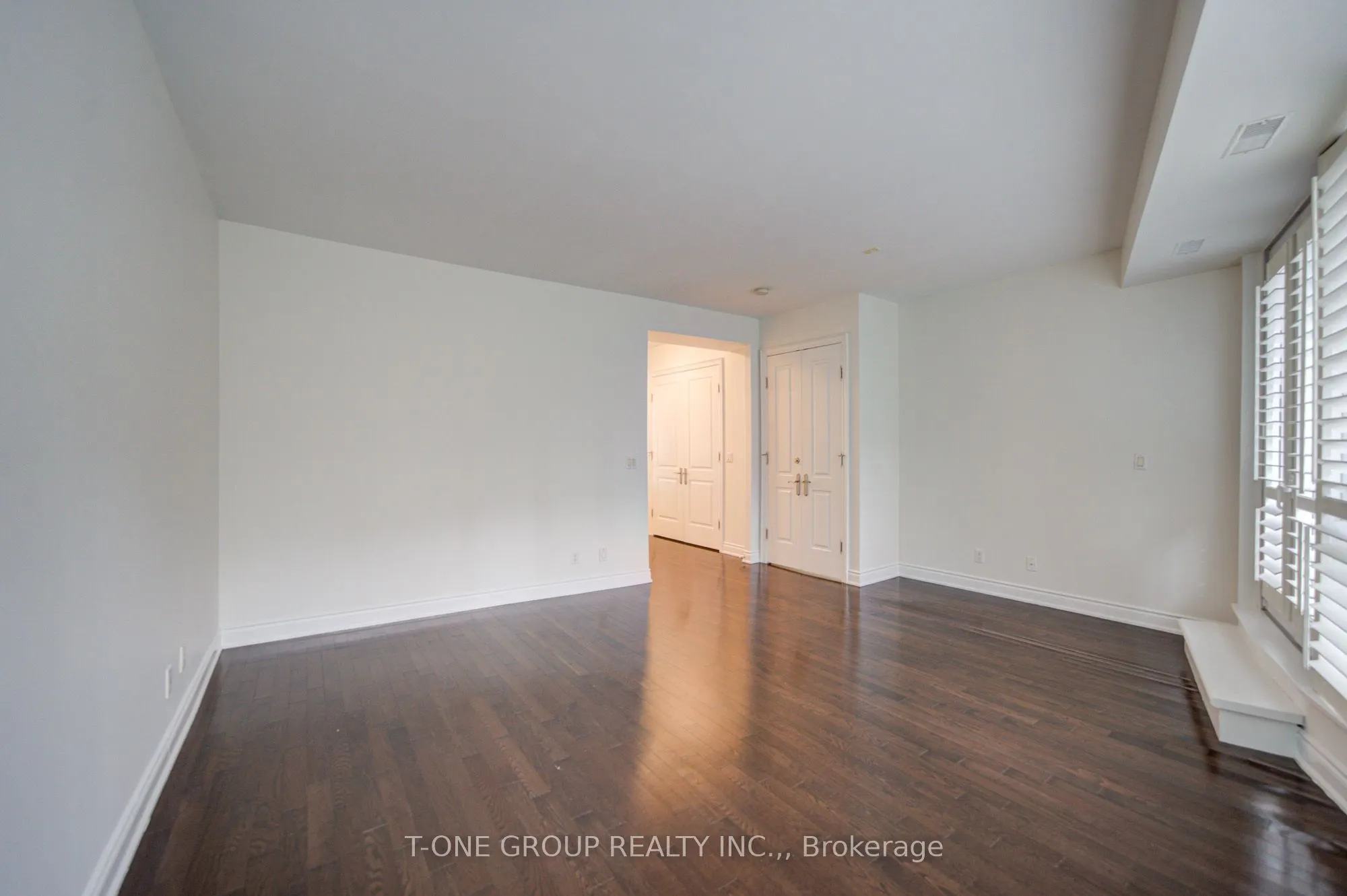 761 Bay Street #TH 8