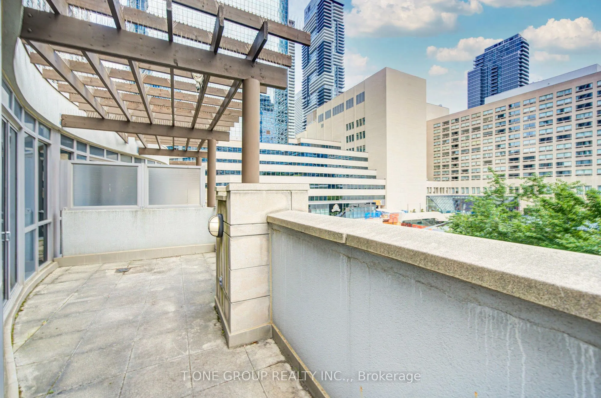 761 Bay Street #TH 8