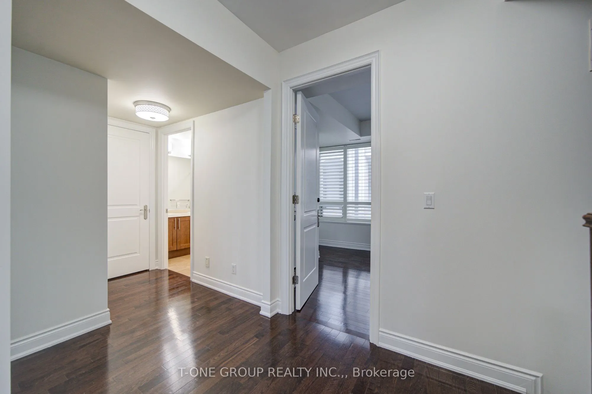 761 Bay Street #TH 8