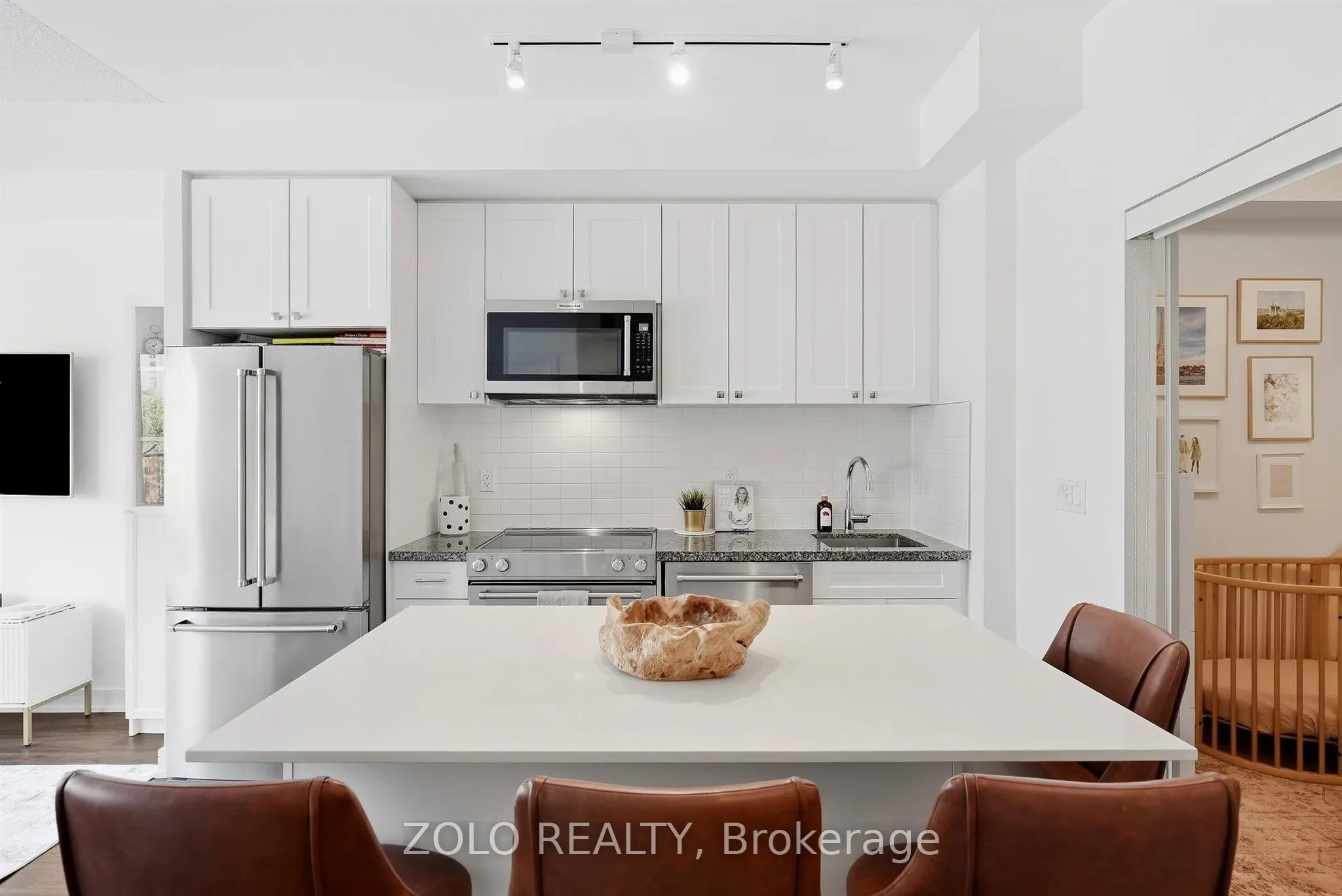 621 Sheppard Avenue E #335