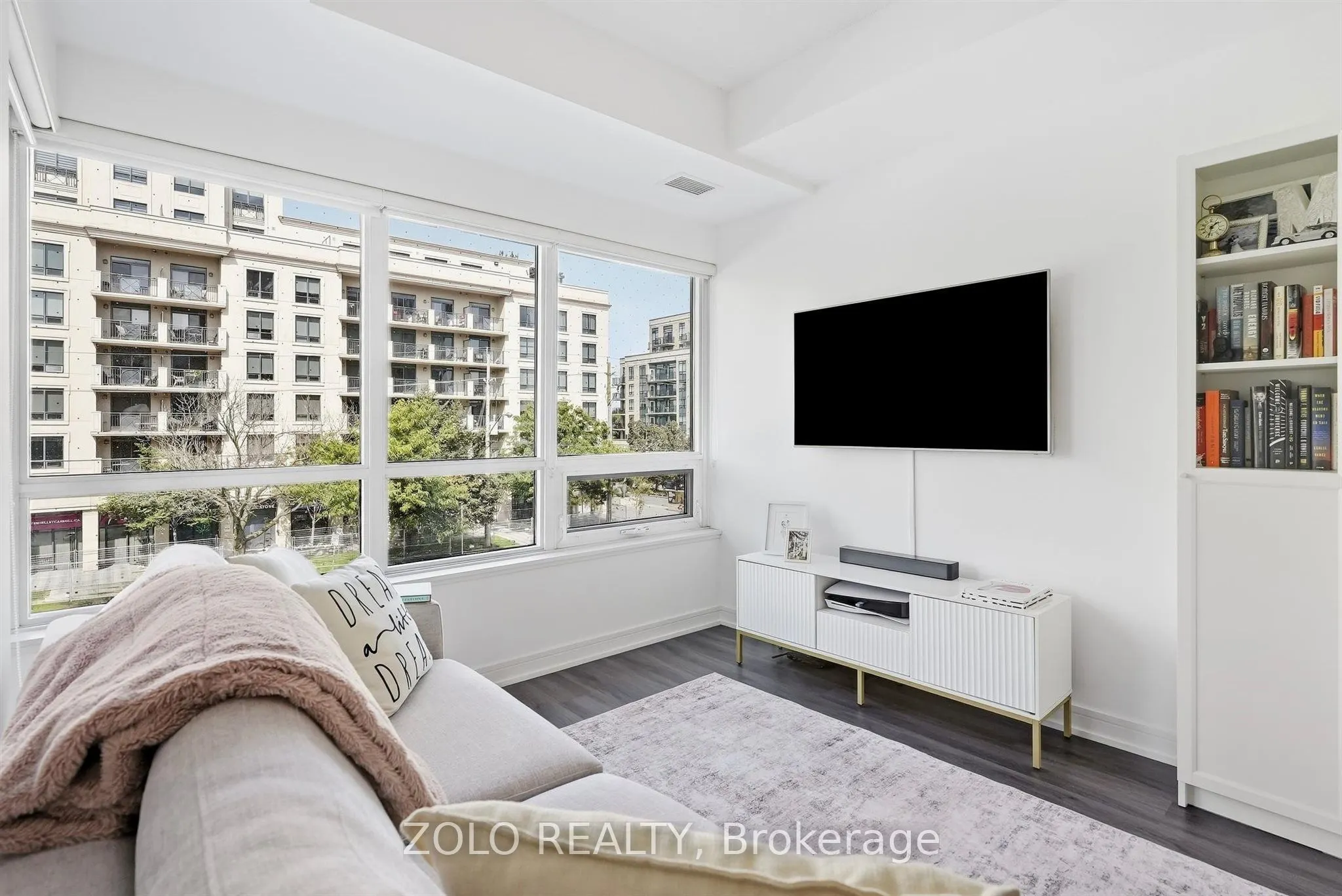 621 Sheppard Avenue E #335