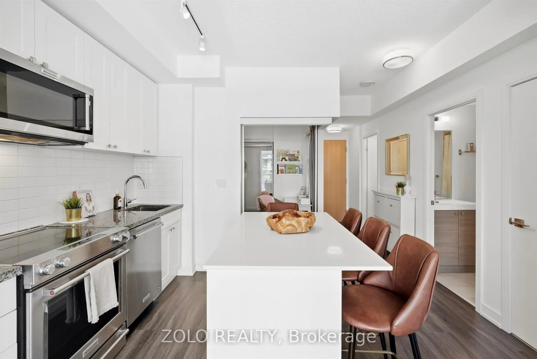 621 Sheppard Avenue E #335