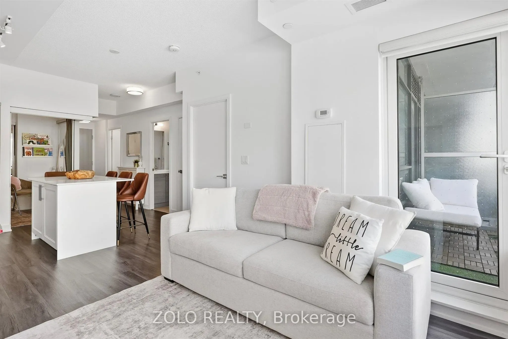 621 Sheppard Avenue E #335