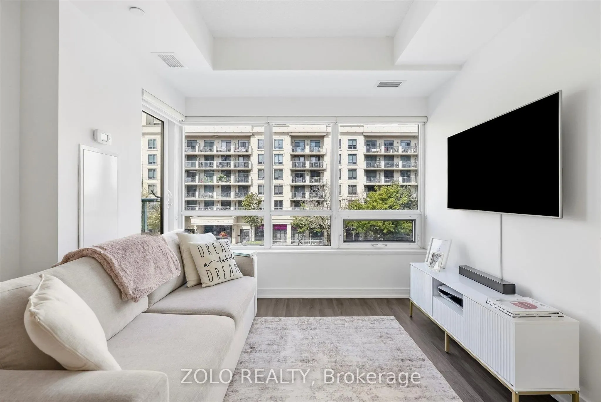 621 Sheppard Avenue E #335
