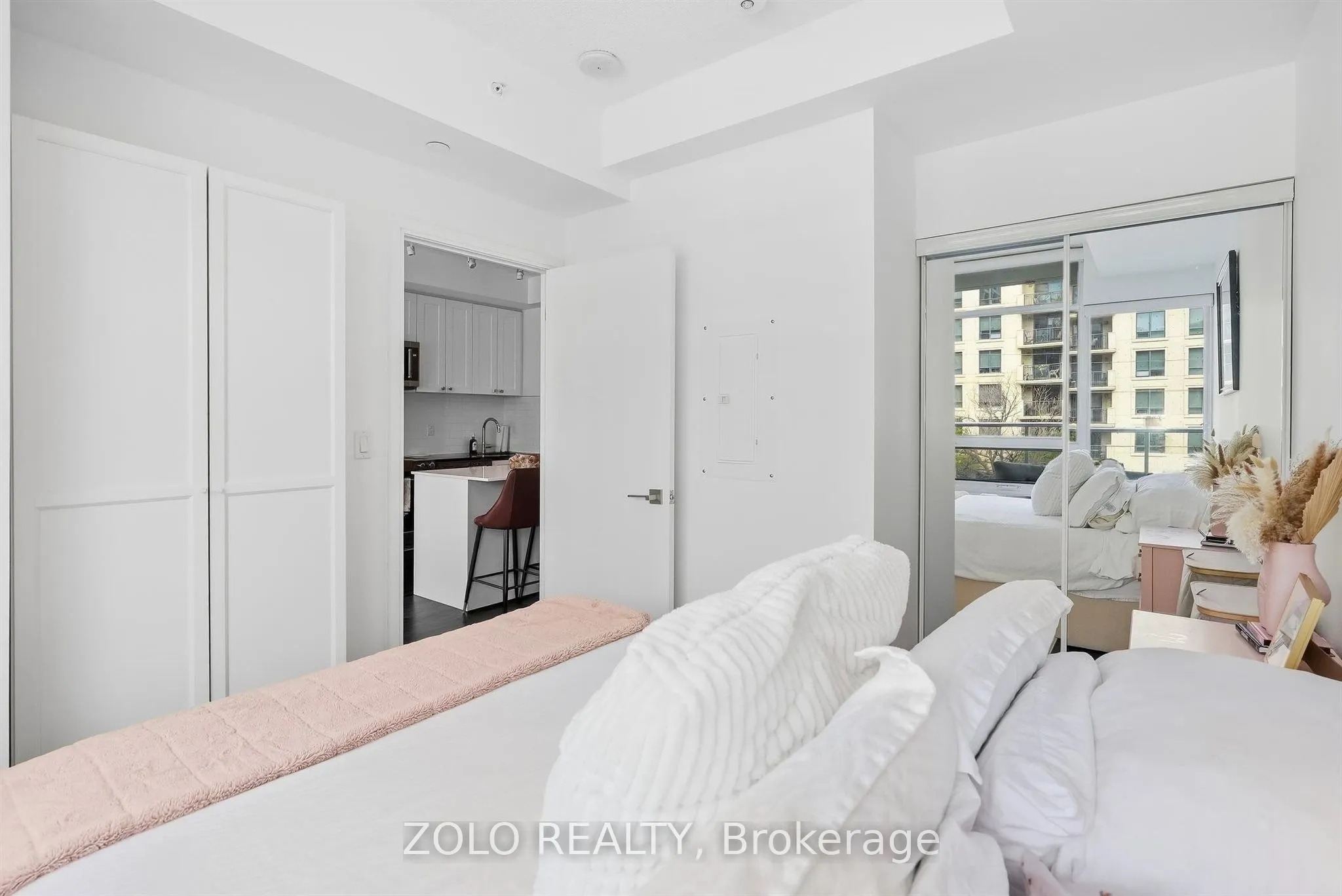 621 Sheppard Avenue E #335