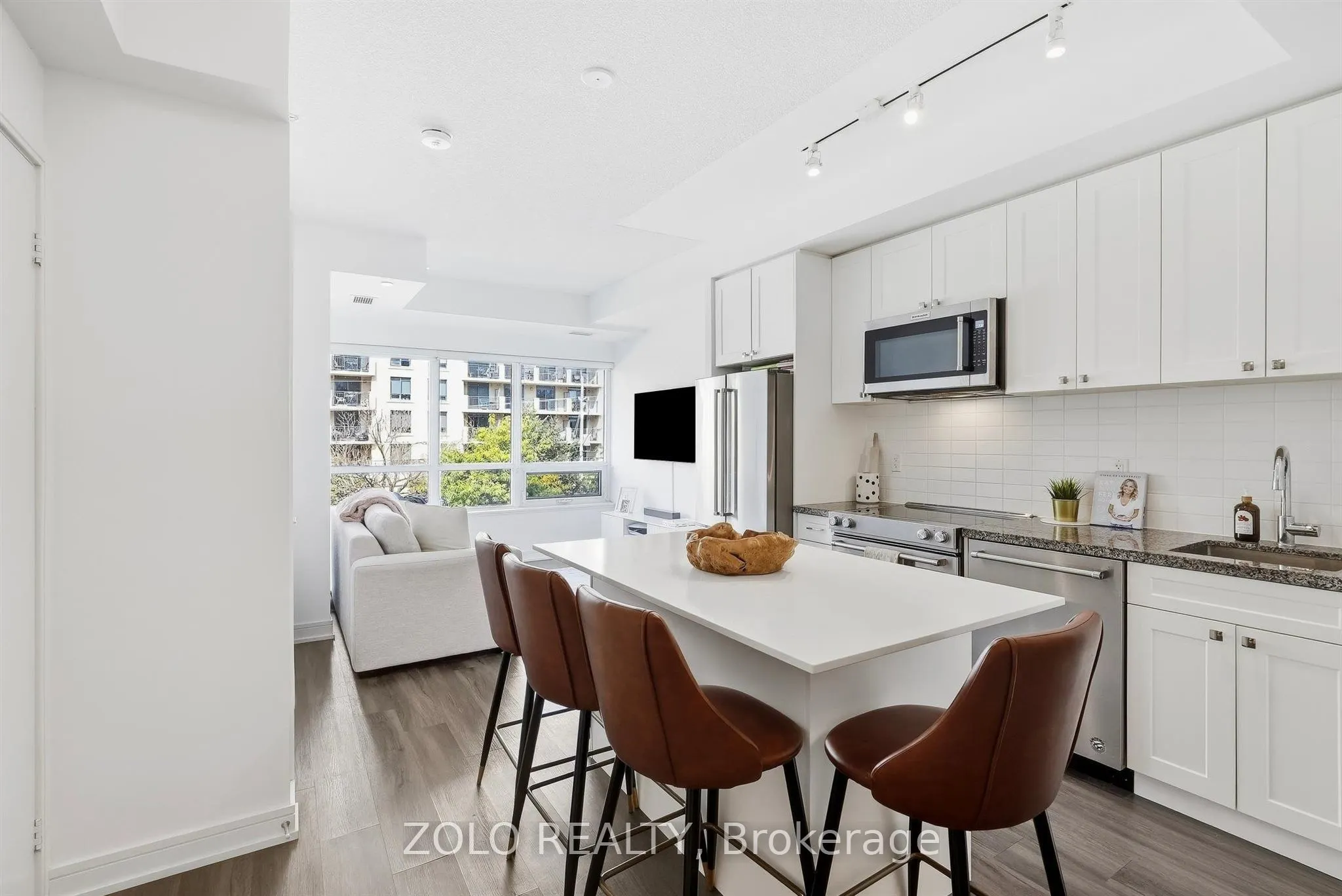 621 Sheppard Avenue E #335