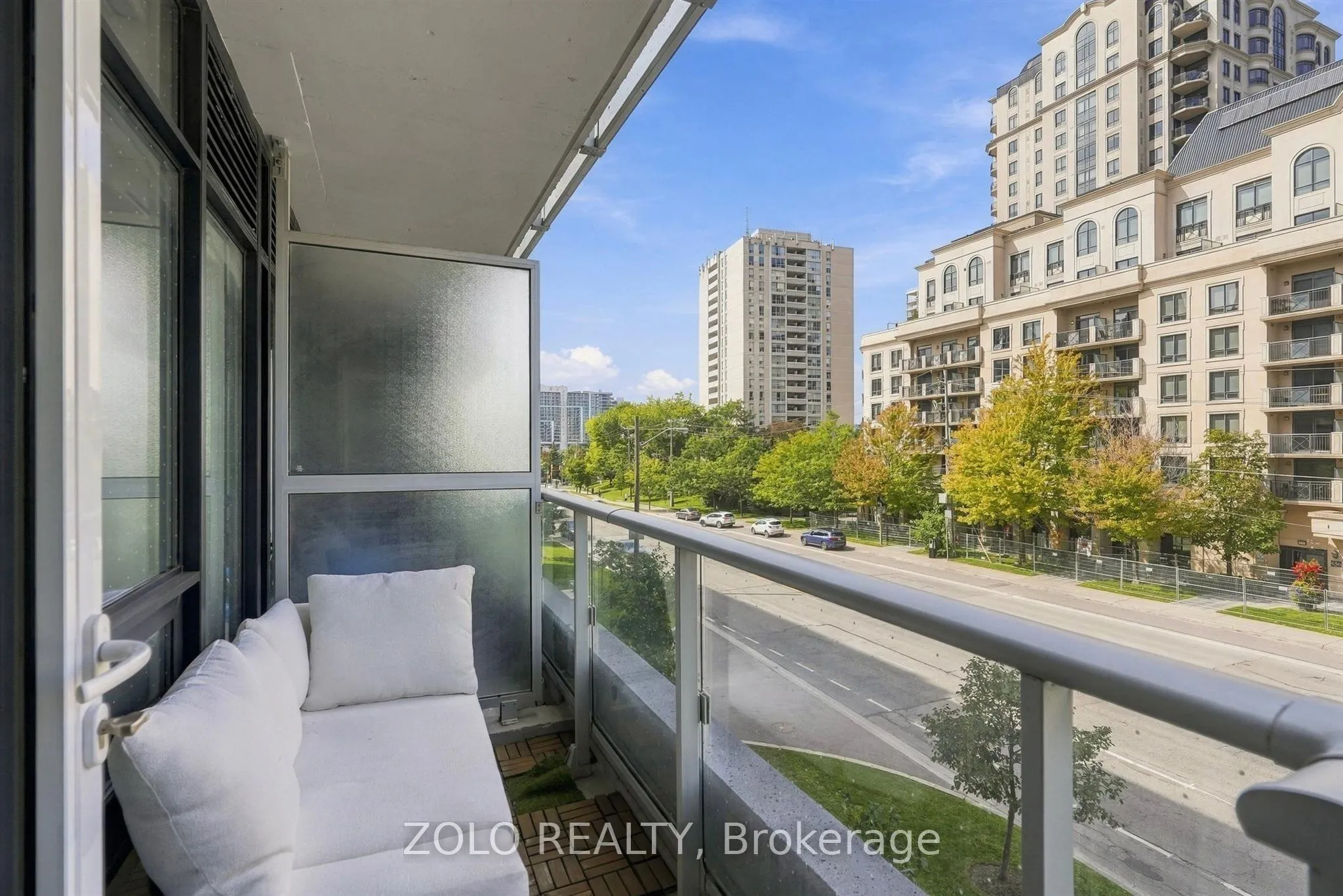 621 Sheppard Avenue E #335