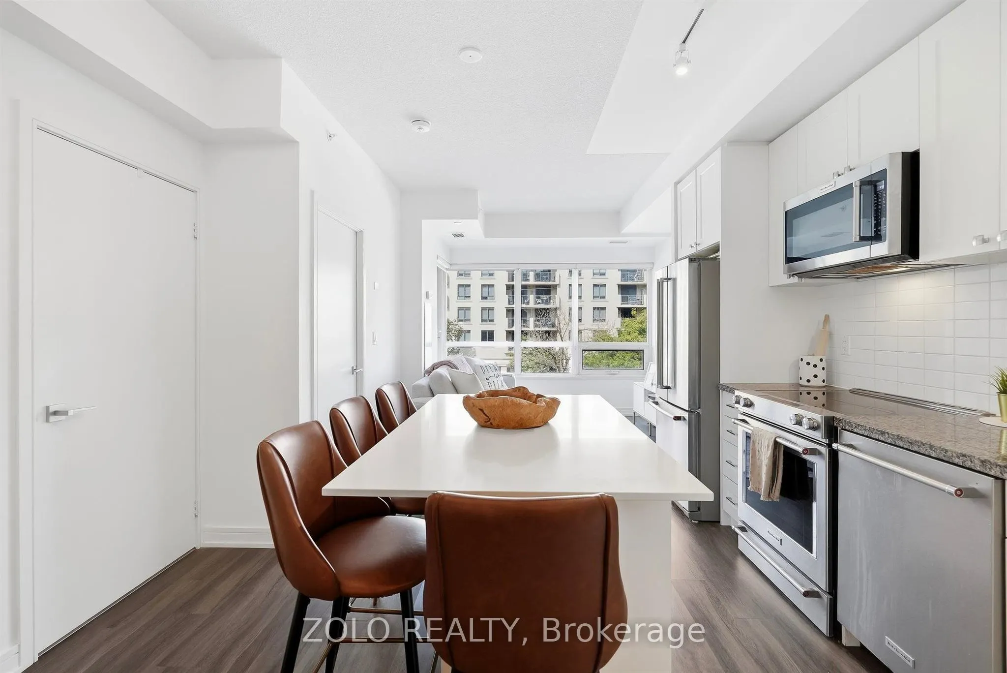 621 Sheppard Avenue E #335