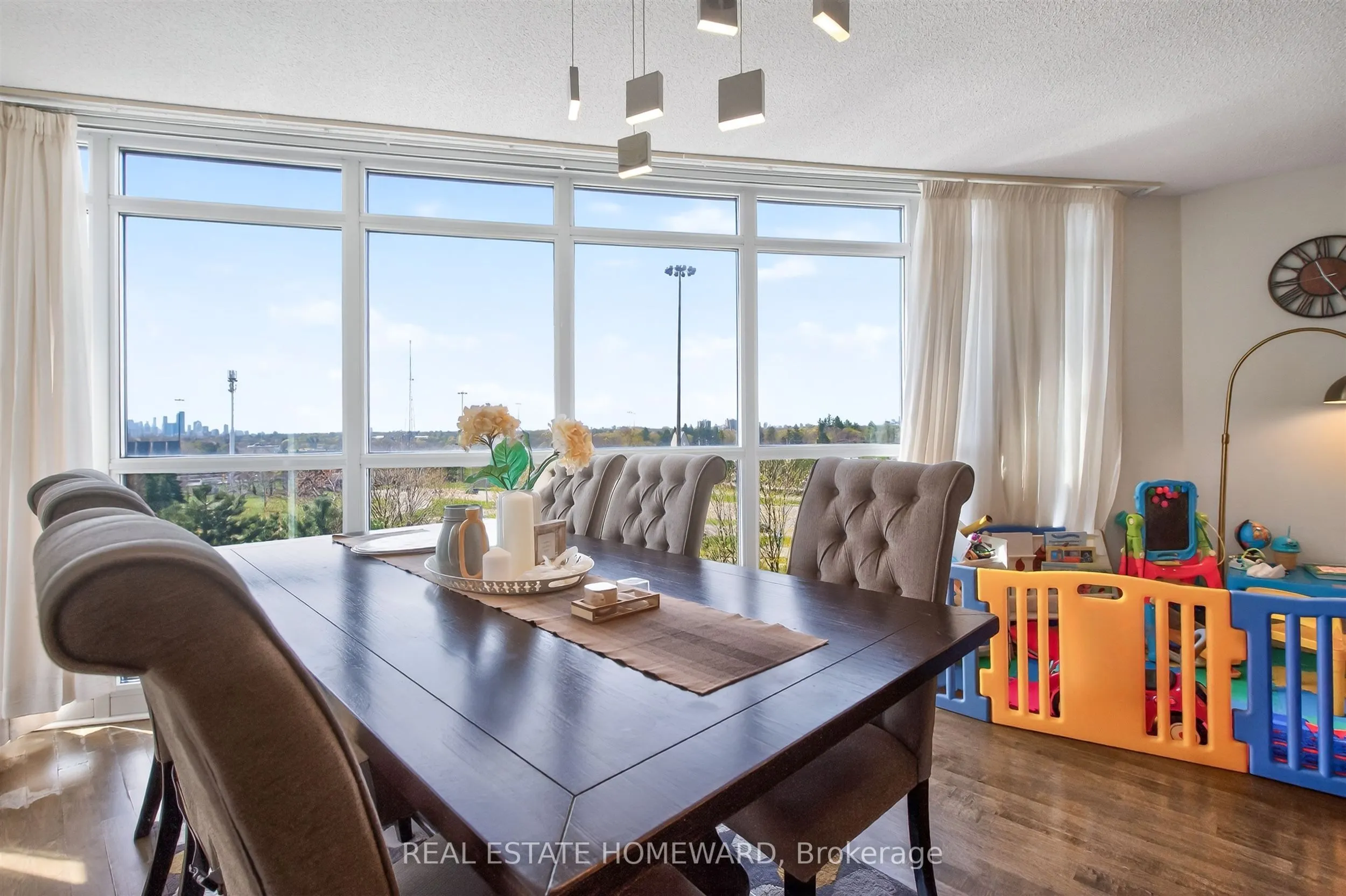 30 Harrison Garden Boulevard #602