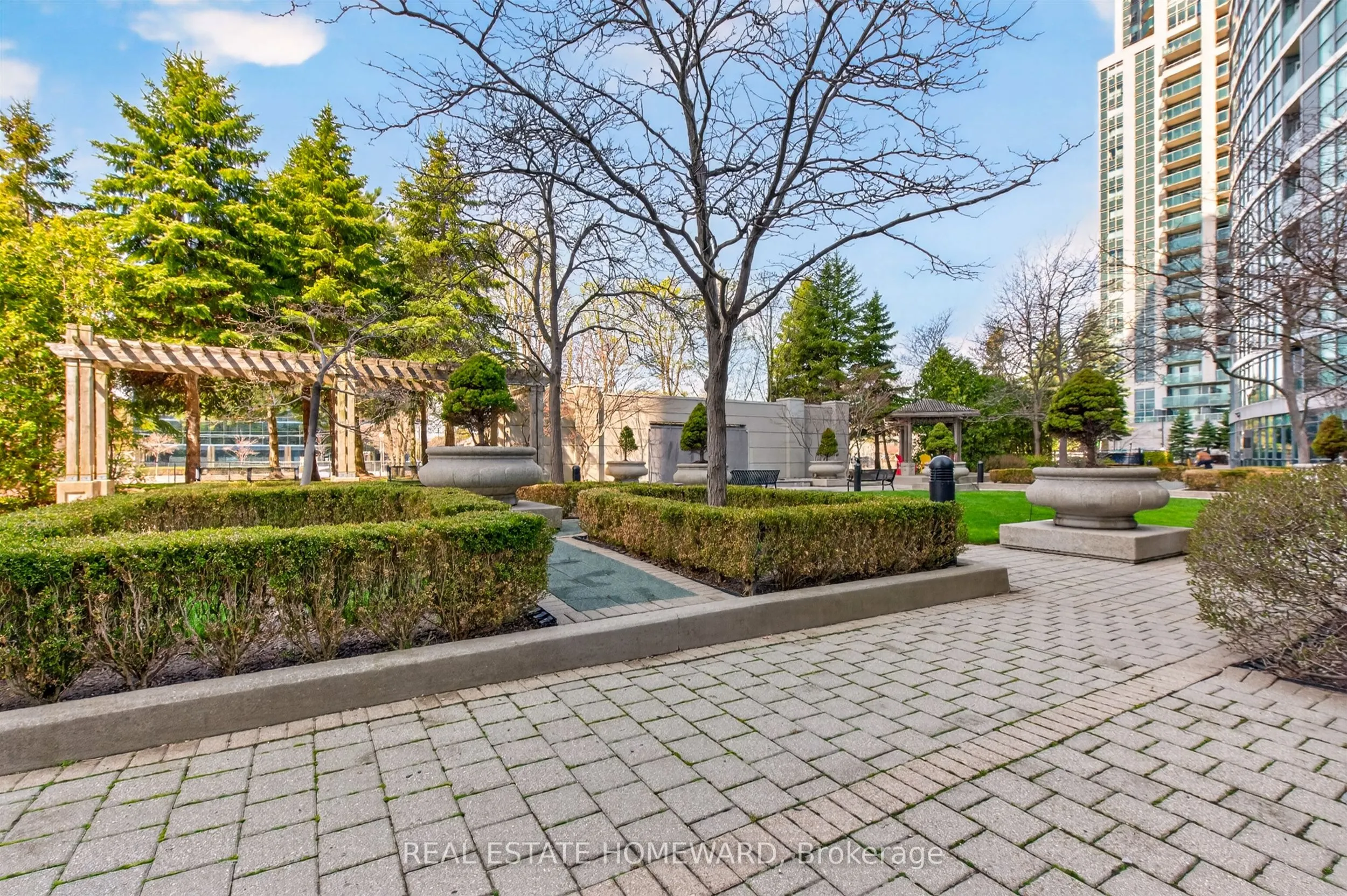 30 Harrison Garden Boulevard #602