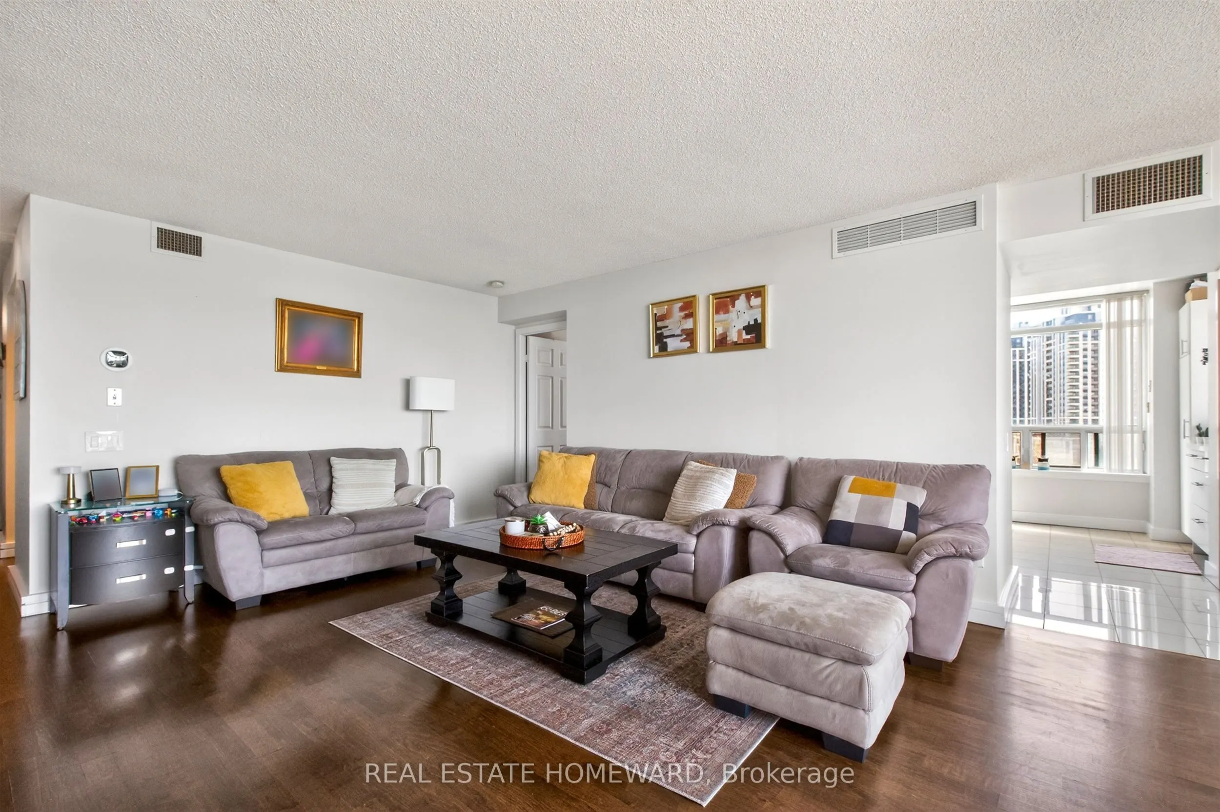 30 Harrison Garden Boulevard #602