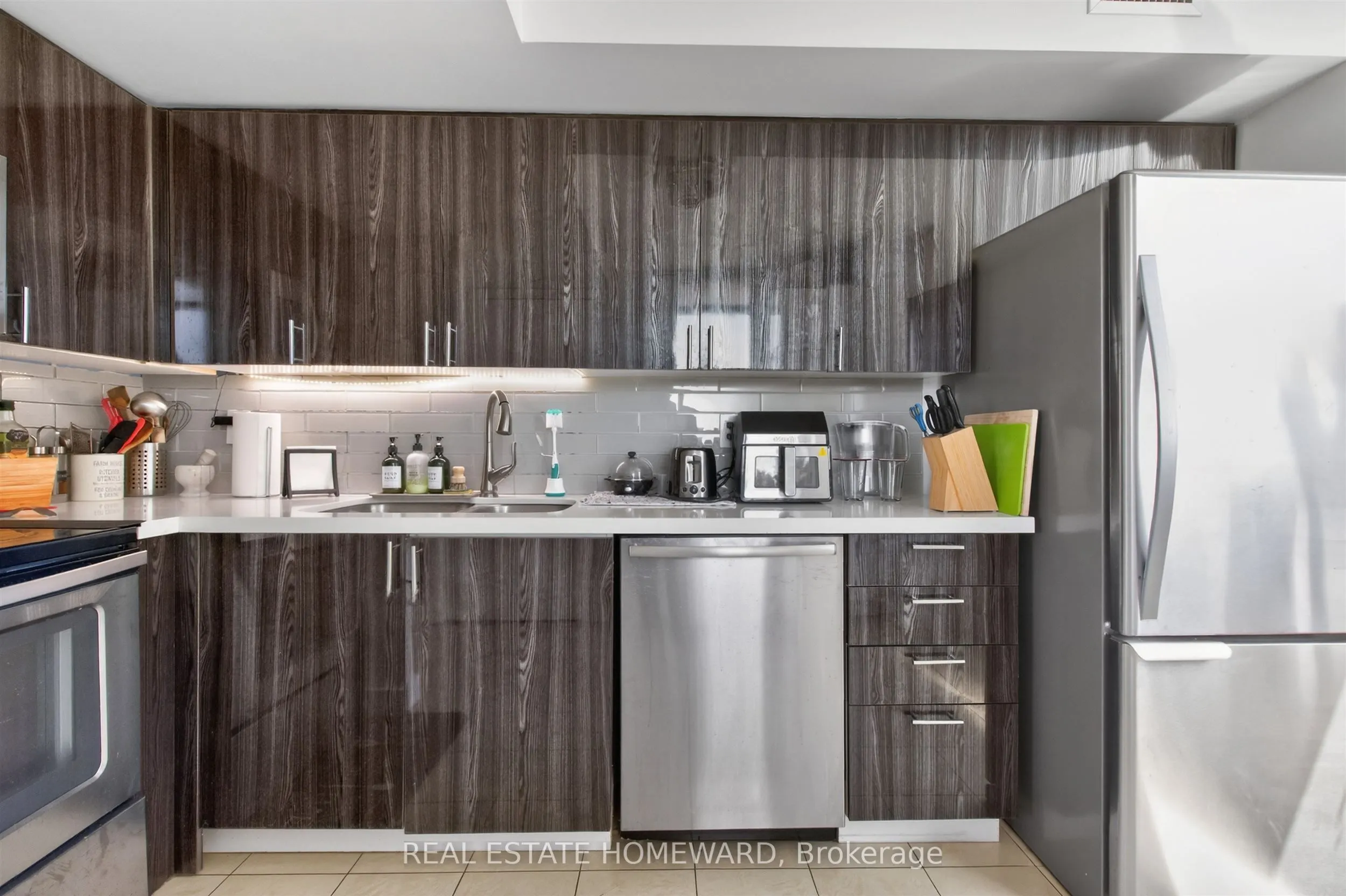 30 Harrison Garden Boulevard #602