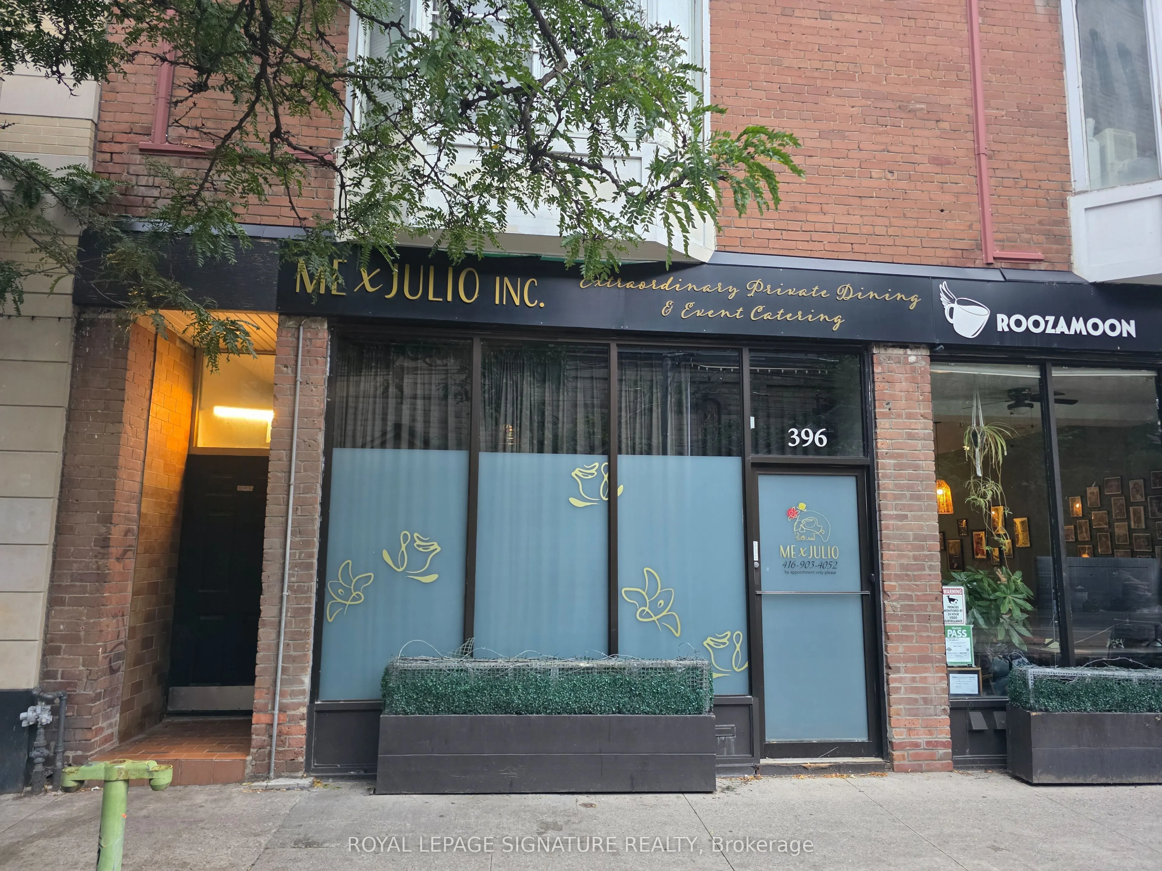 396 Queen Street E