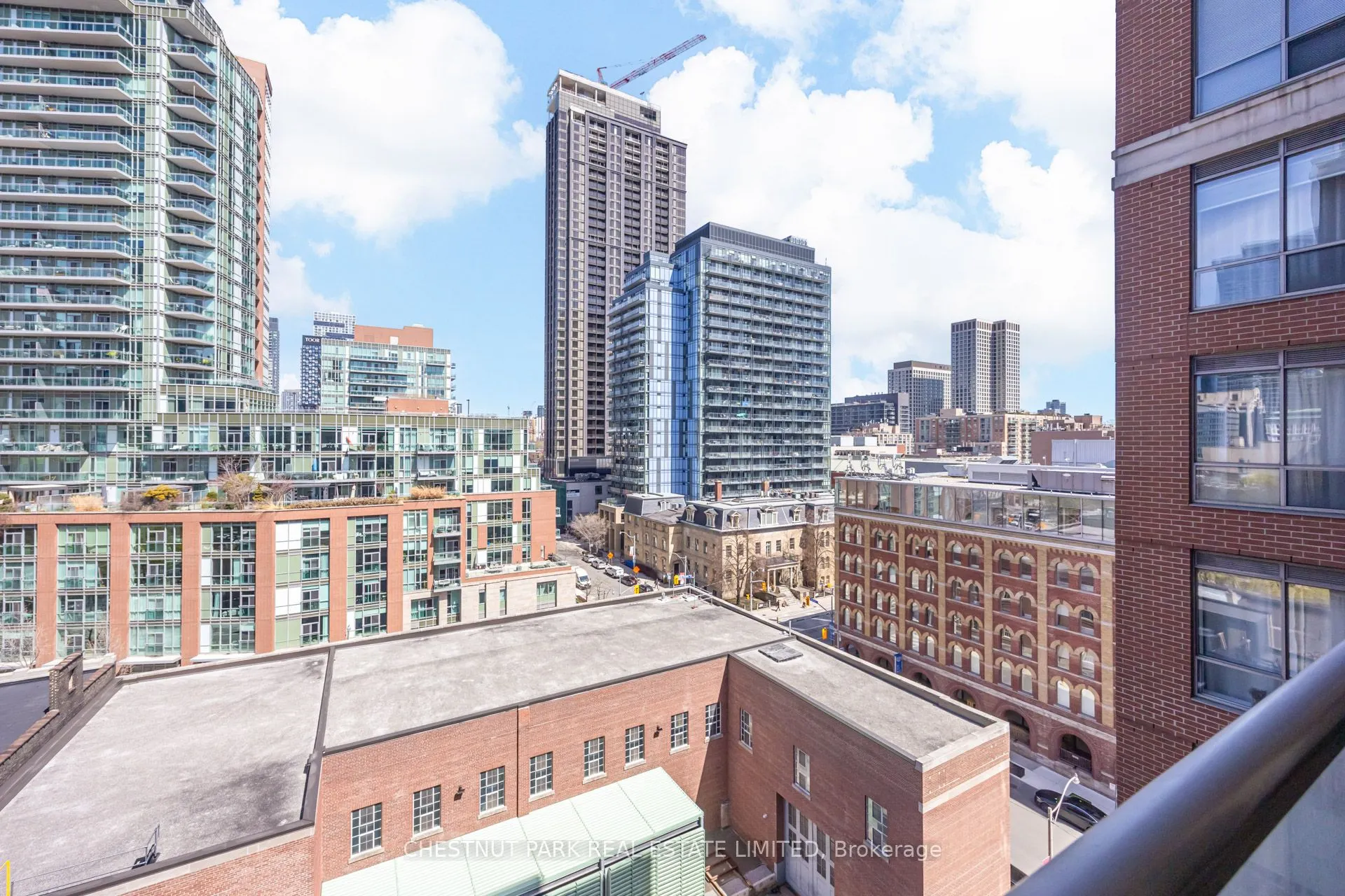 168 King Street E #914