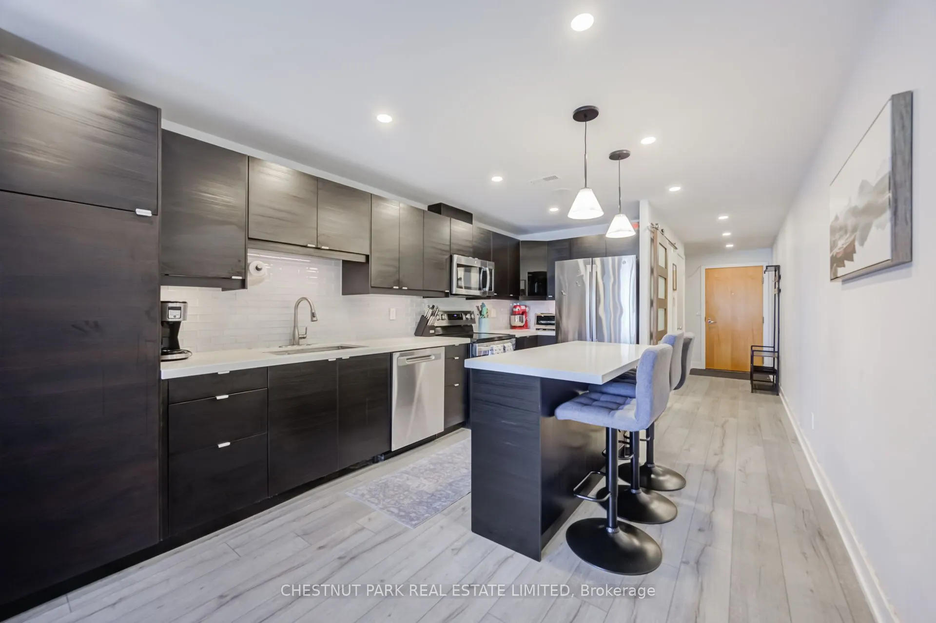 168 King Street E #914