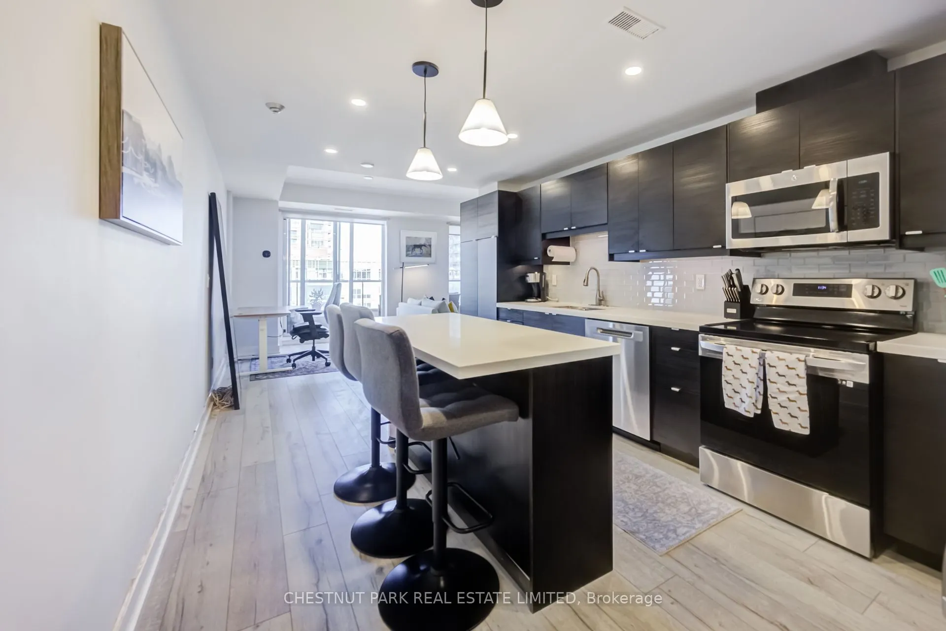168 King Street E #914
