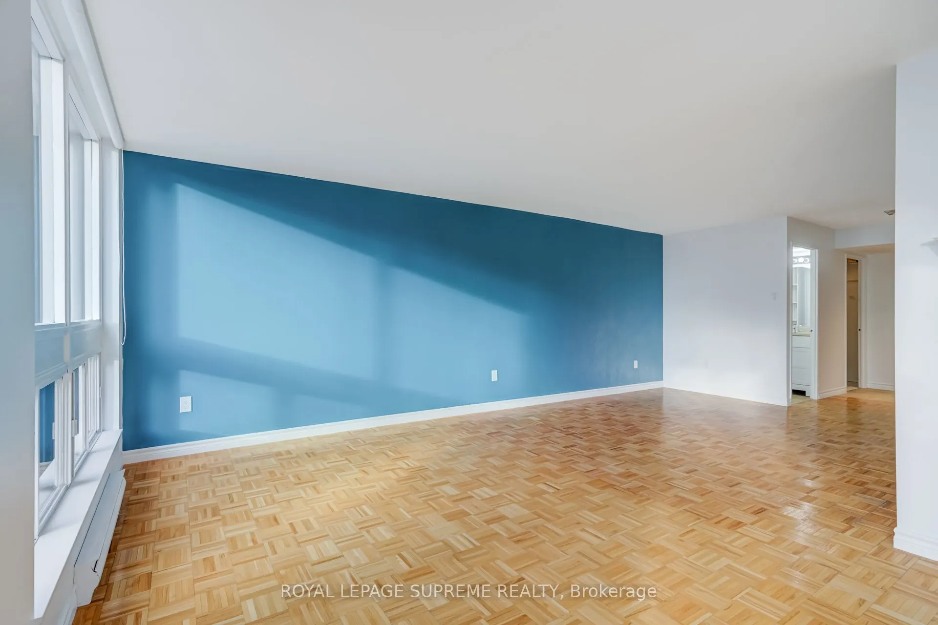 5 Kenneth Avenue #1804