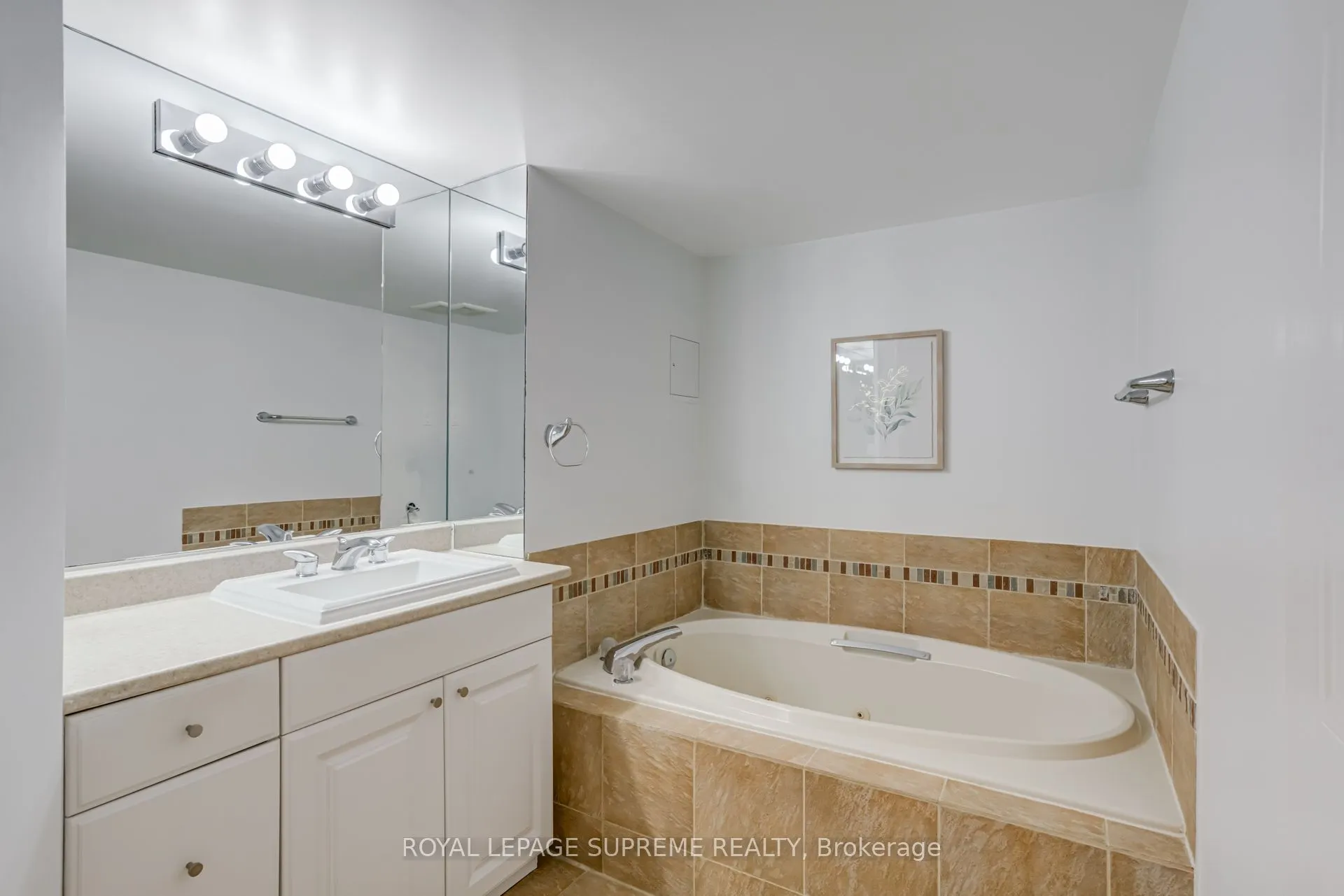 5 Kenneth Avenue #1804