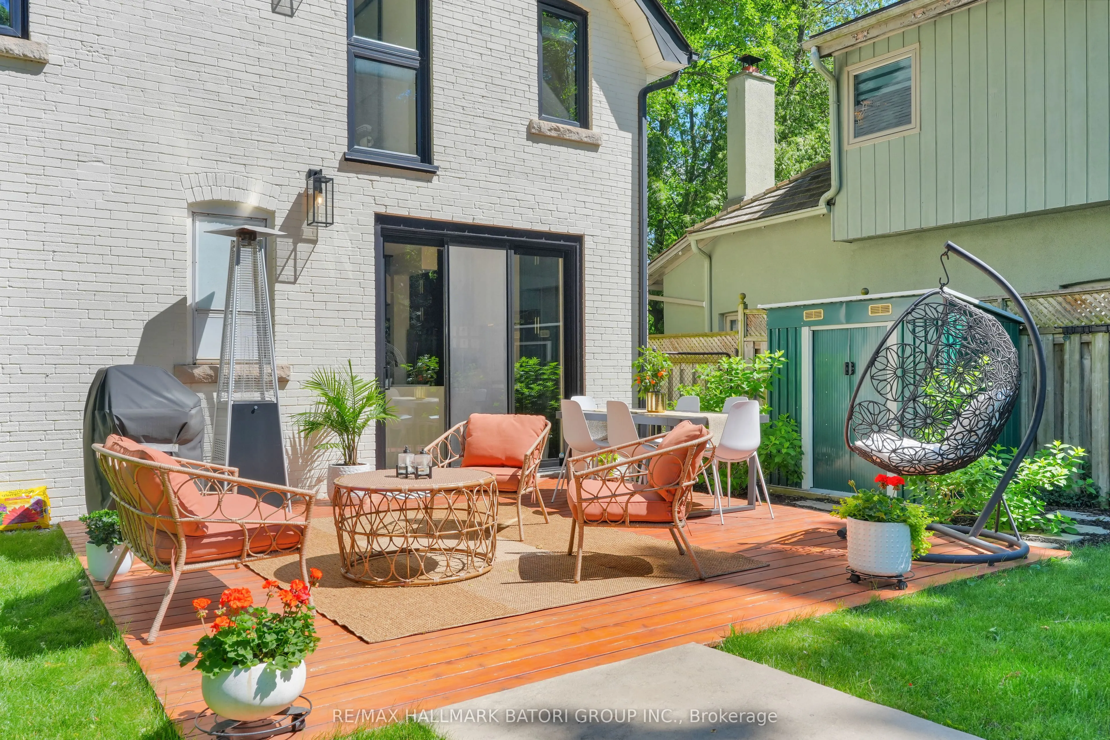 255 Blythwood Road