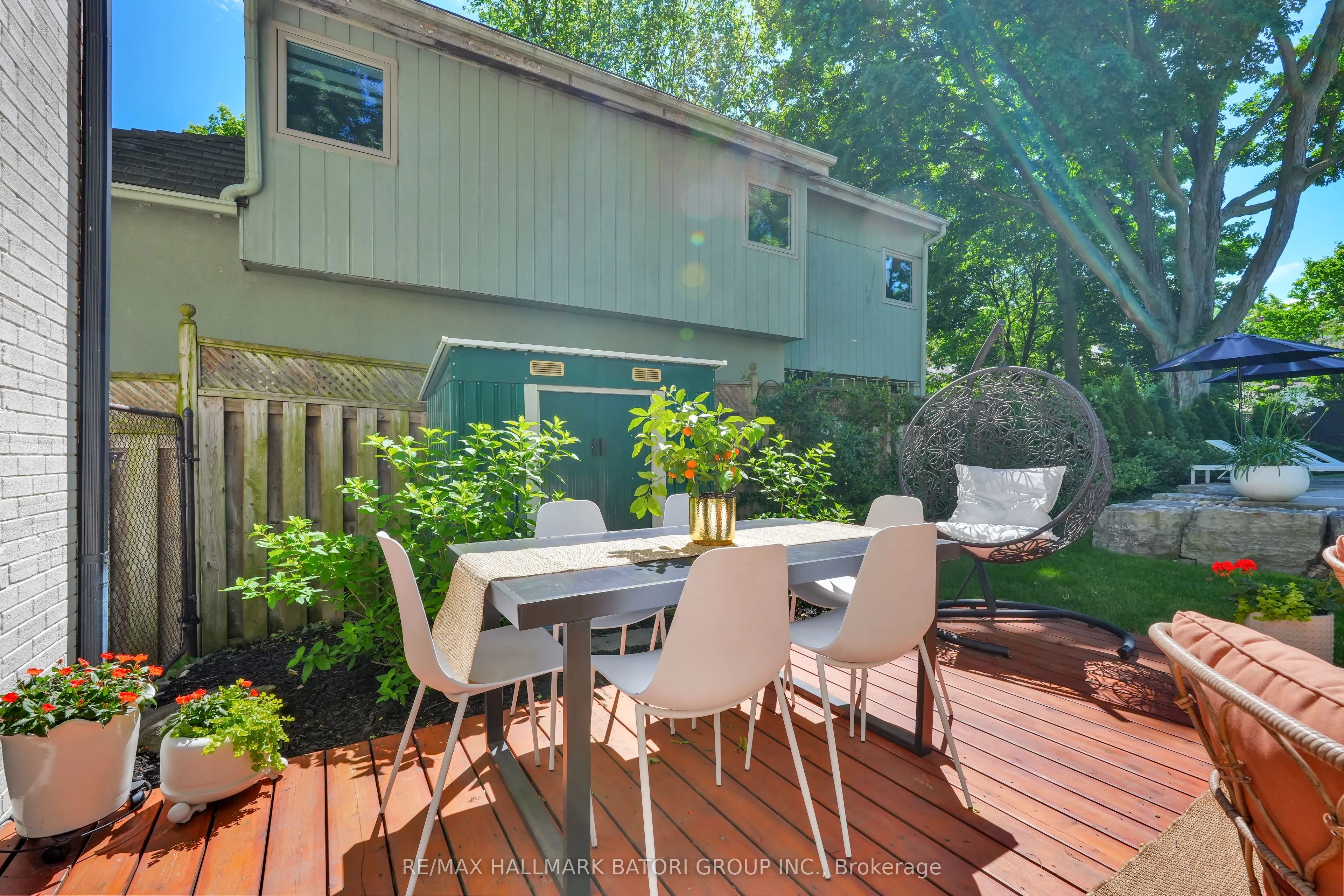255 Blythwood Road