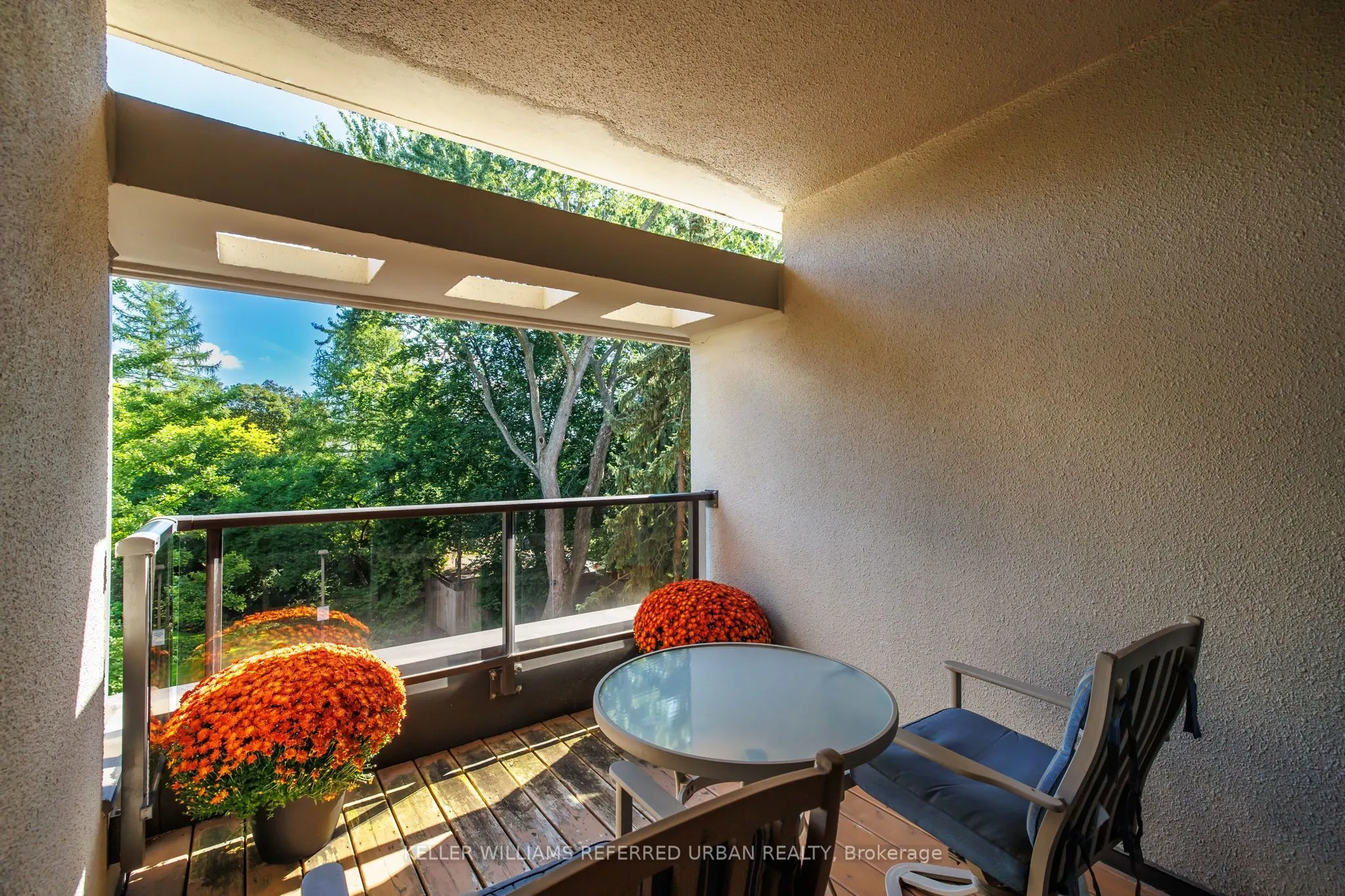 40 Oaklands Avenue #321