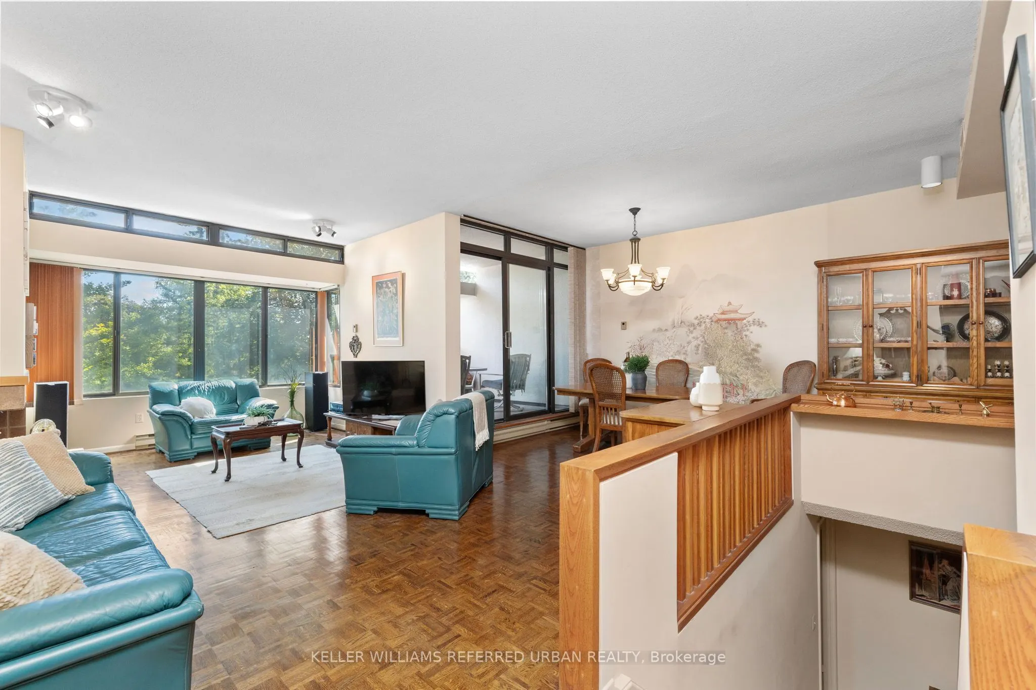 40 Oaklands Avenue #321