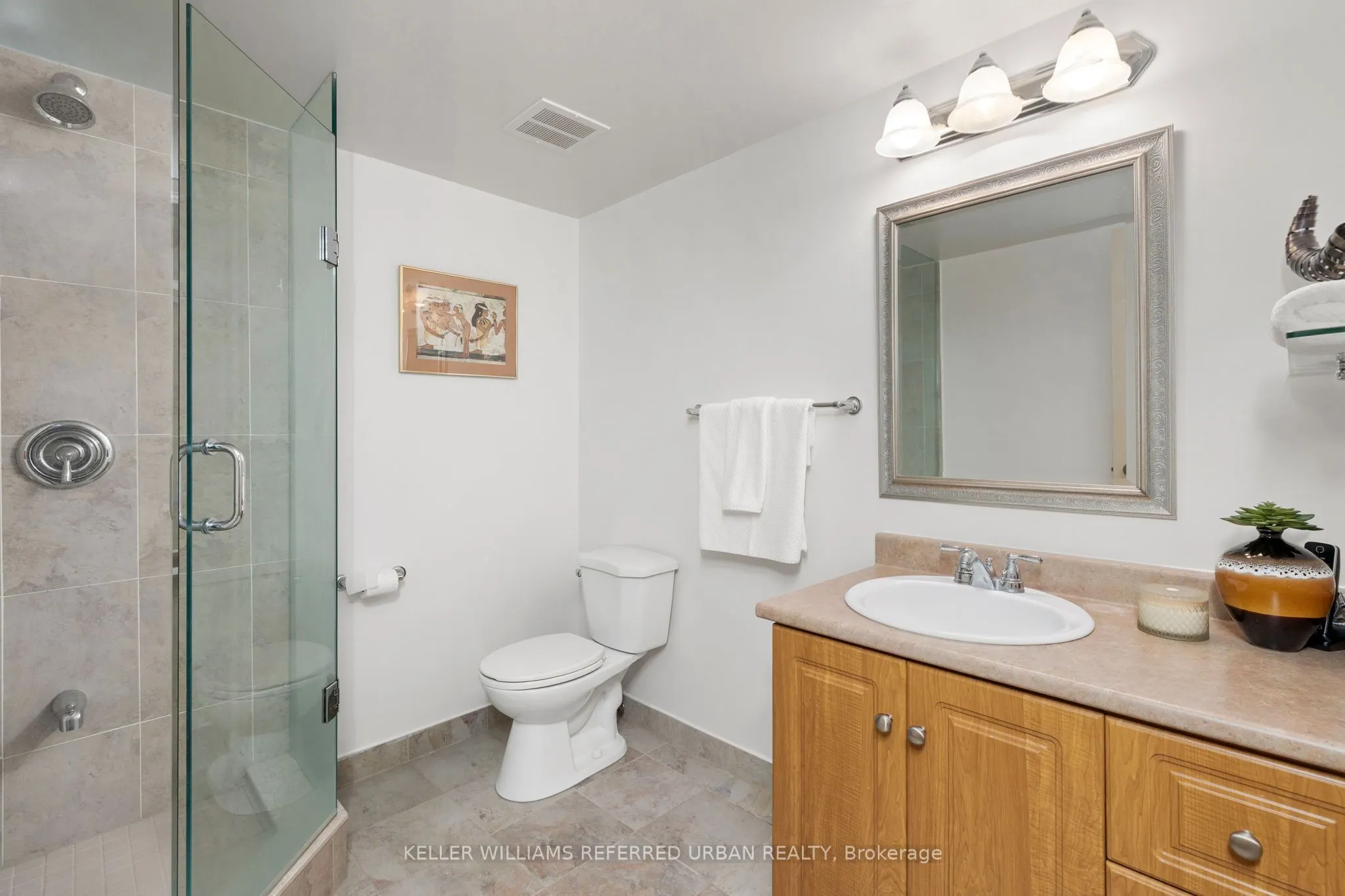 40 Oaklands Avenue #321