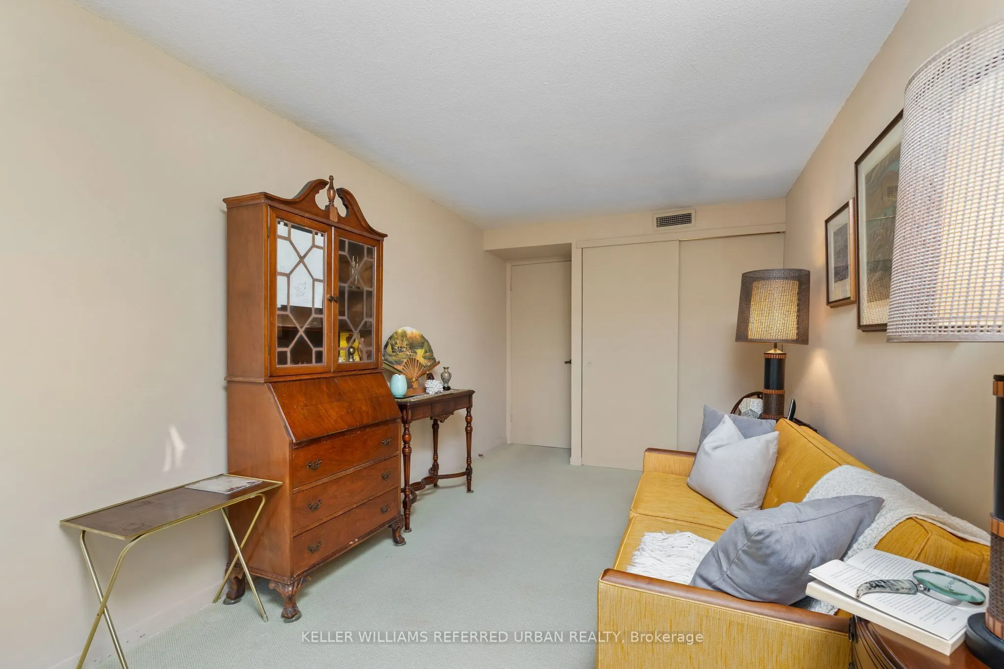 40 Oaklands Avenue #321