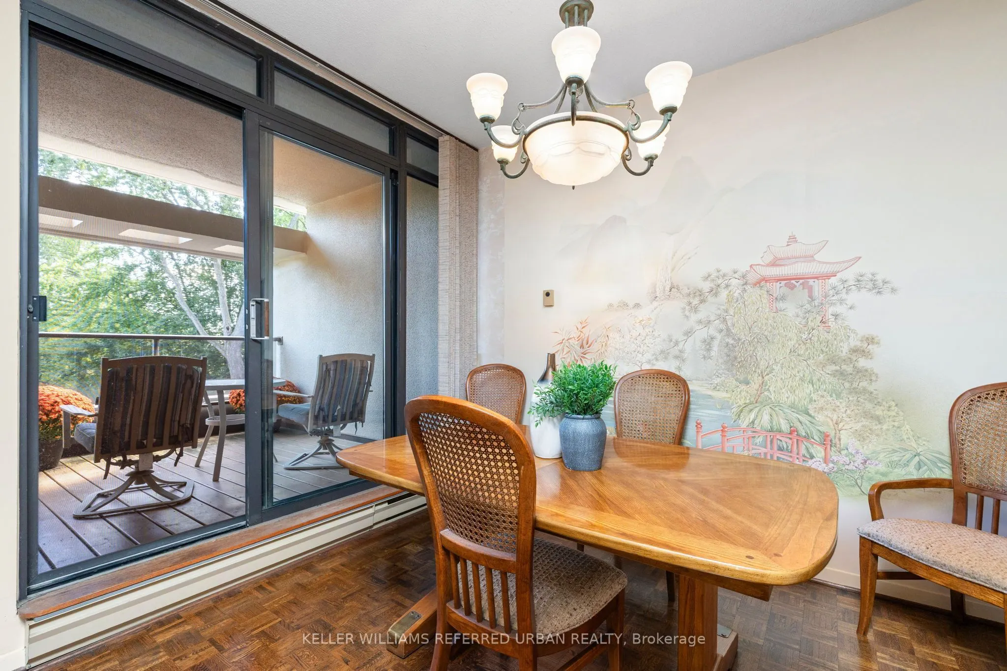 40 Oaklands Avenue #321