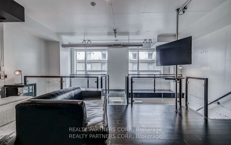 38 The Esplanade Avenue #419