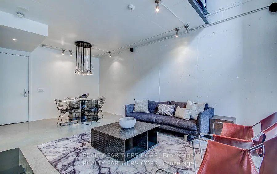 38 The Esplanade Avenue #419