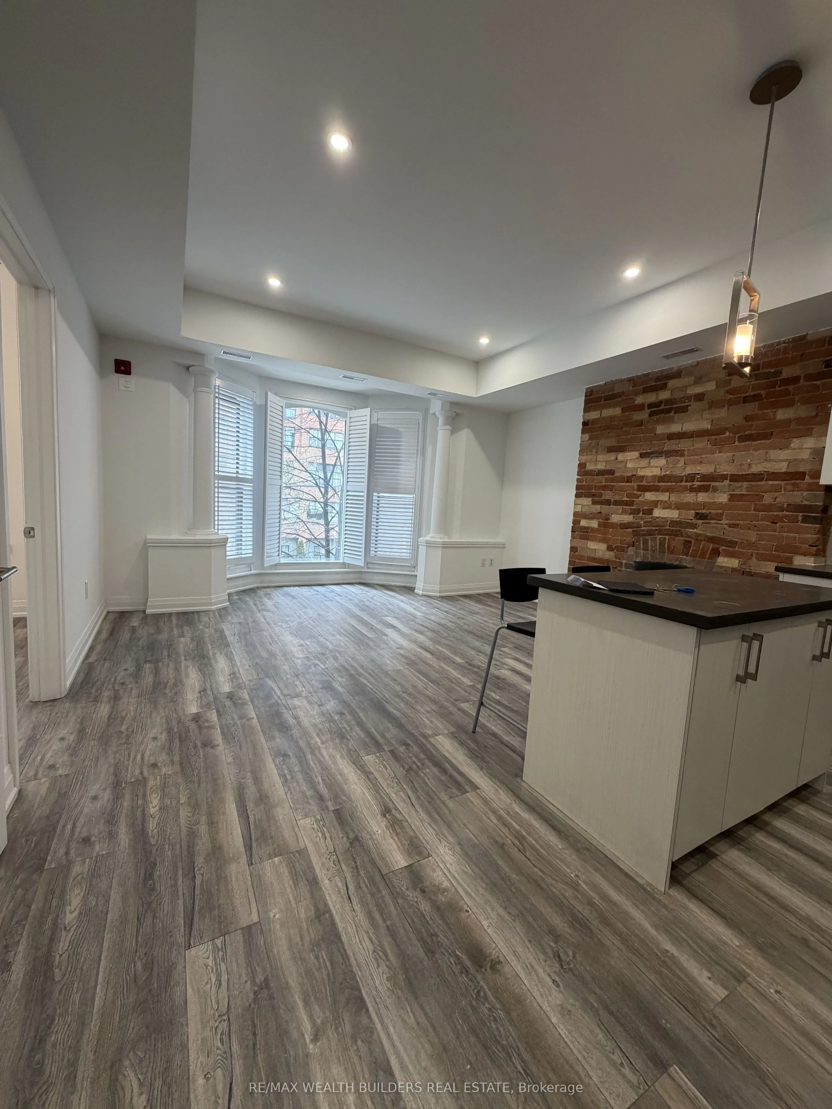 215 Jarvis Street #4