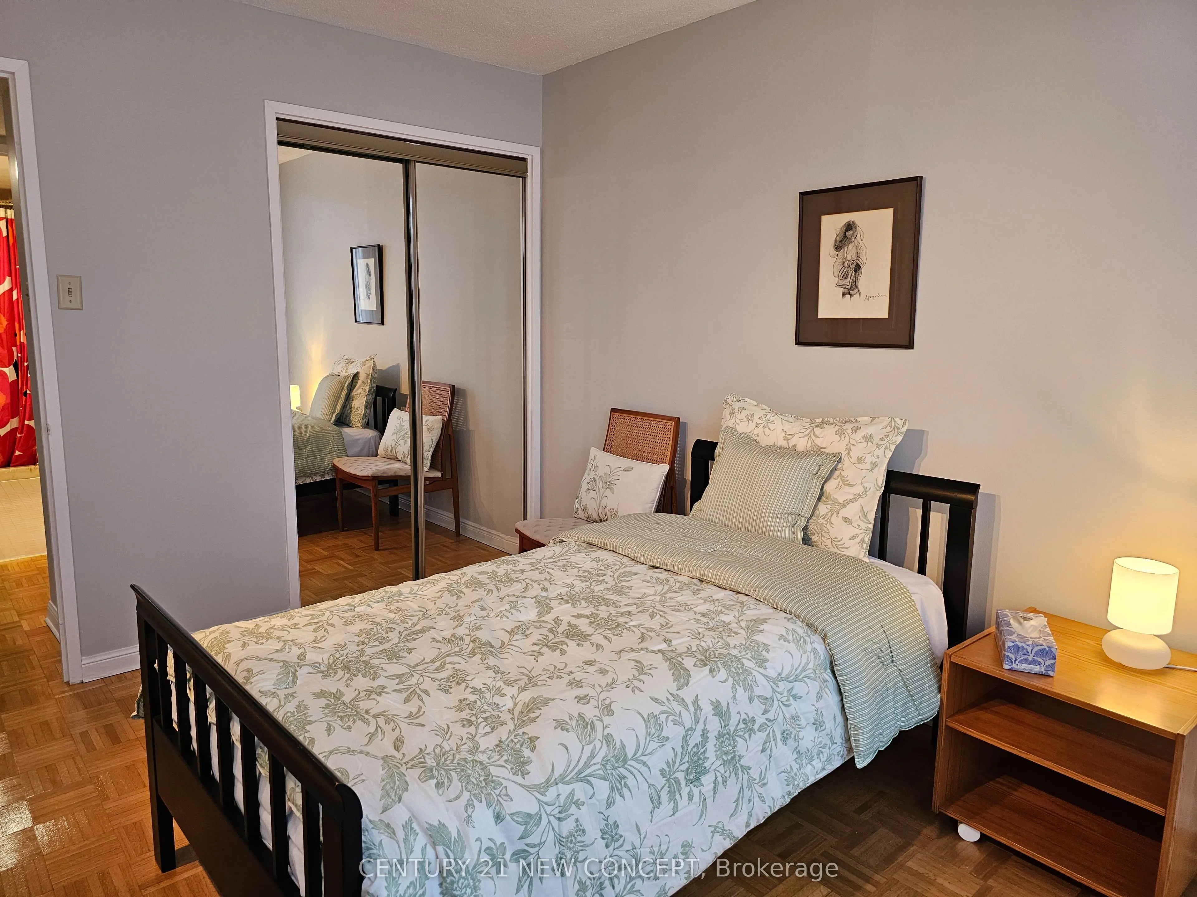 255 The Donway West E #123
