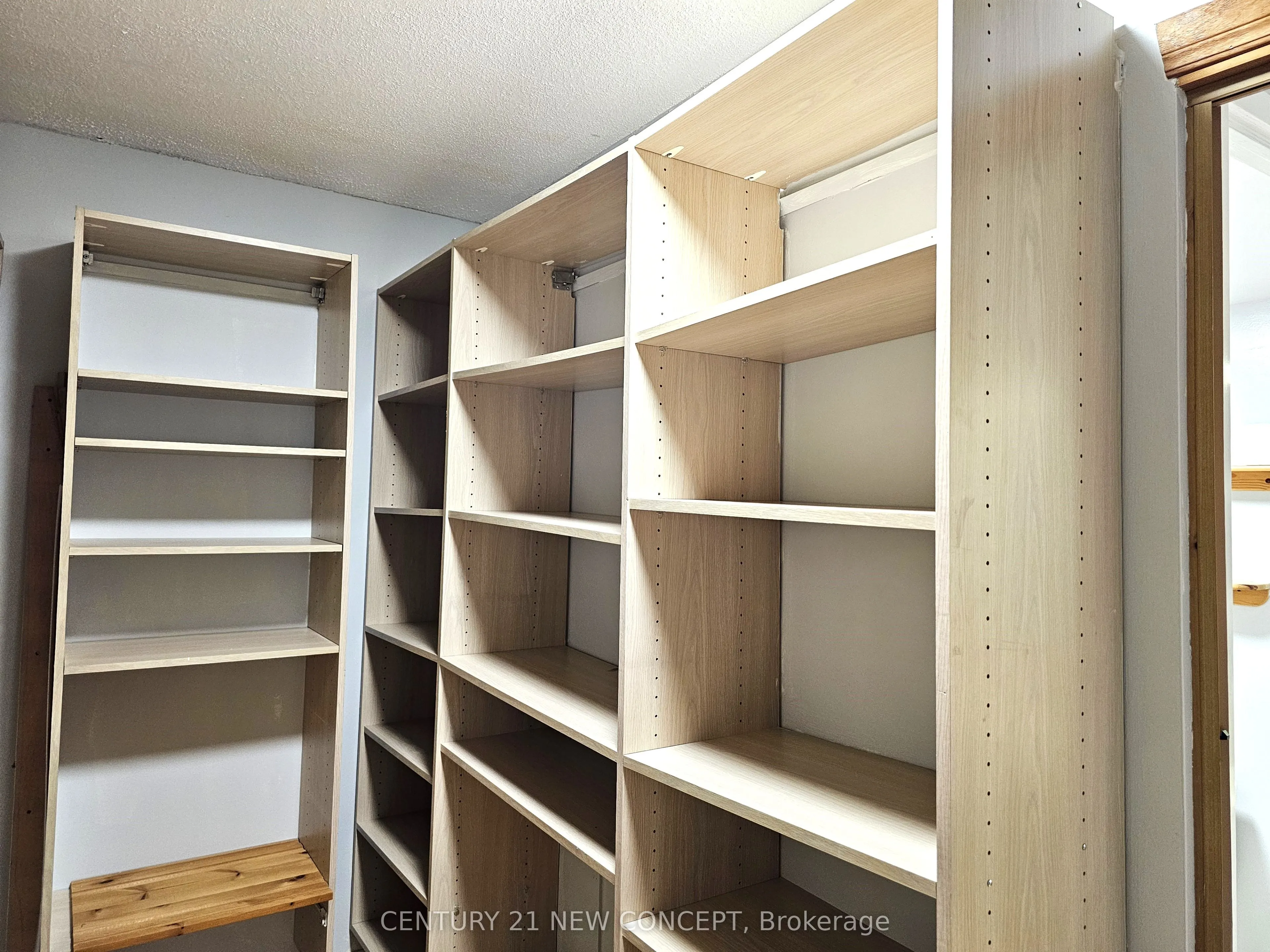 255 The Donway West E #123