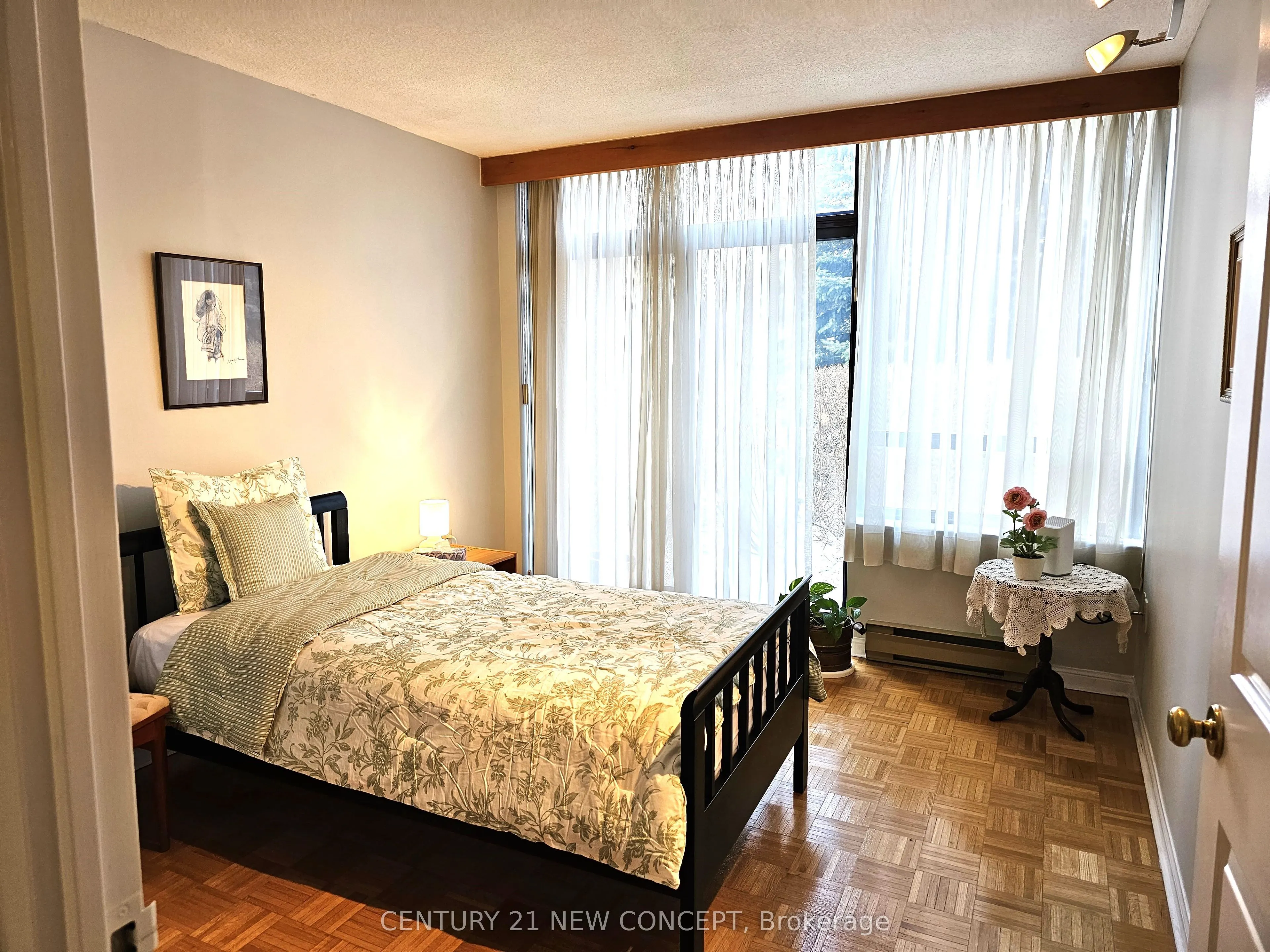 255 The Donway West E #123