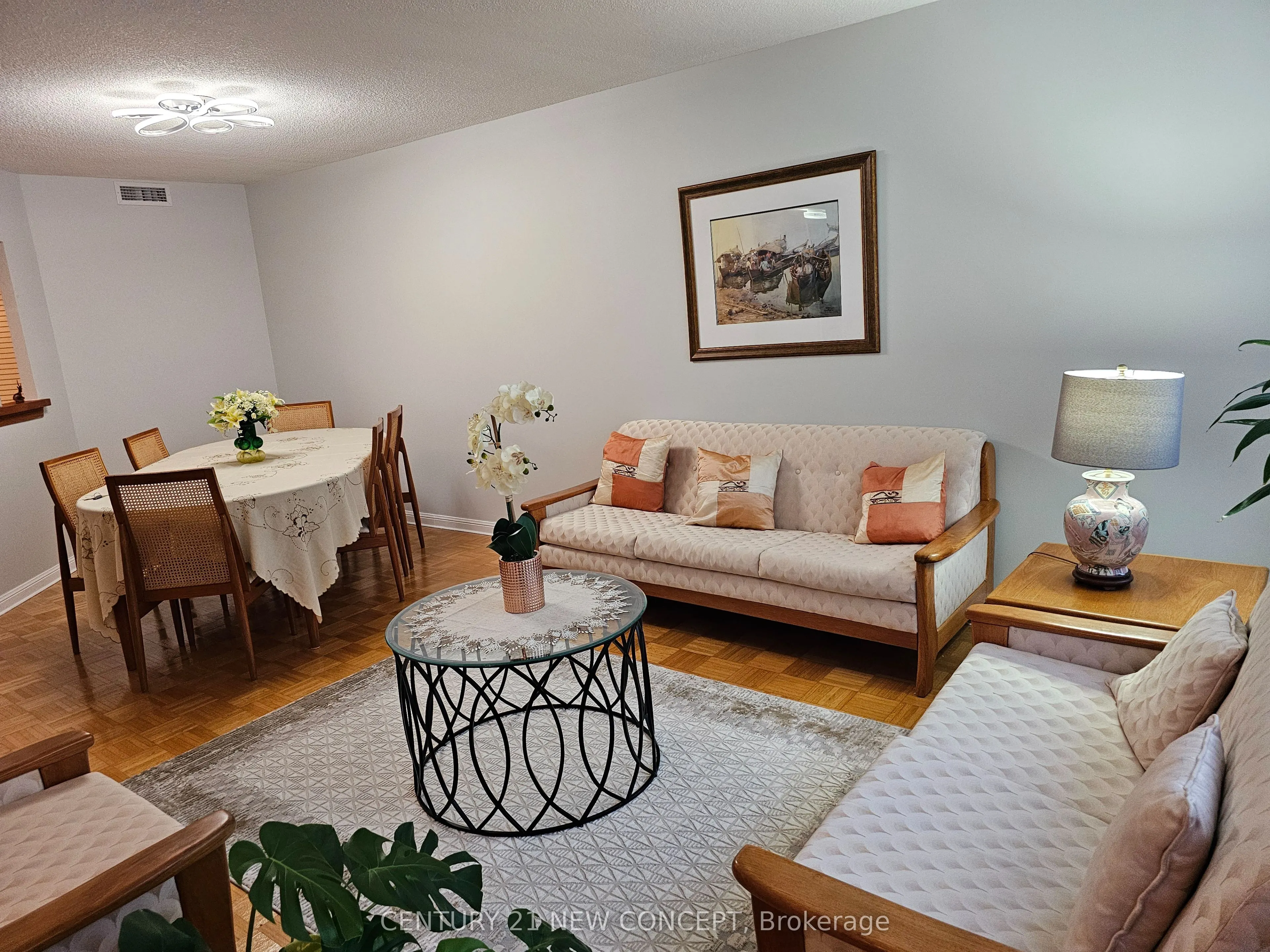 255 The Donway West E #123