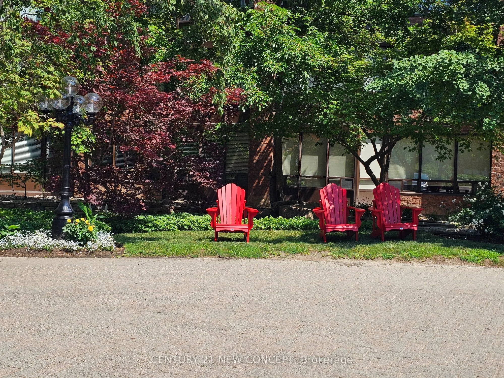 255 The Donway West E #123