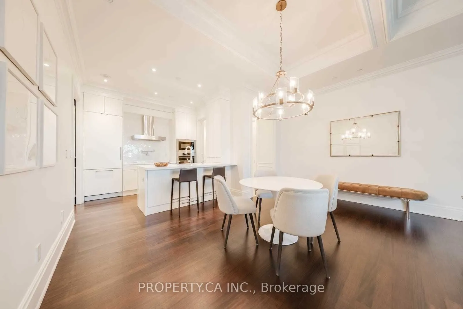 311 Bay Street #3706