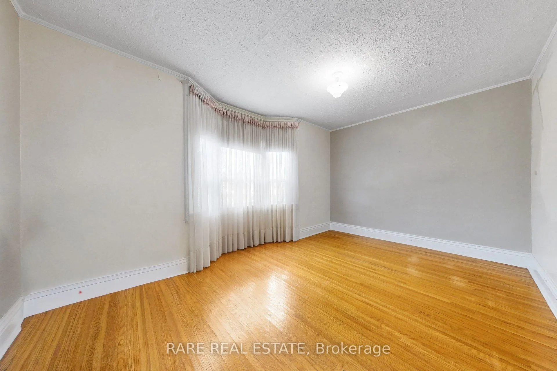 180 Atlas Avenue