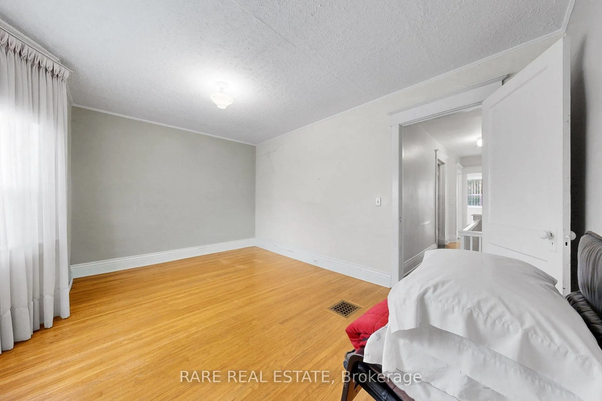 180 Atlas Avenue