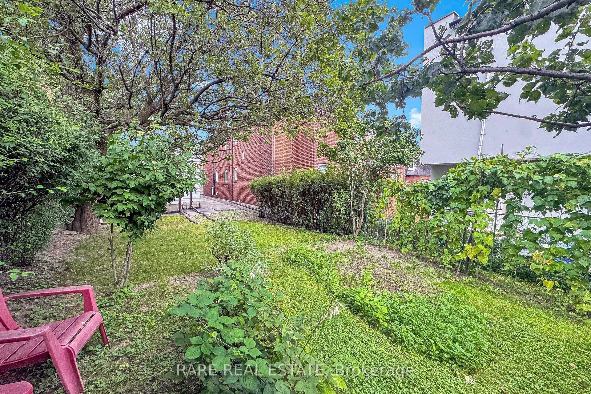 180 Atlas Avenue