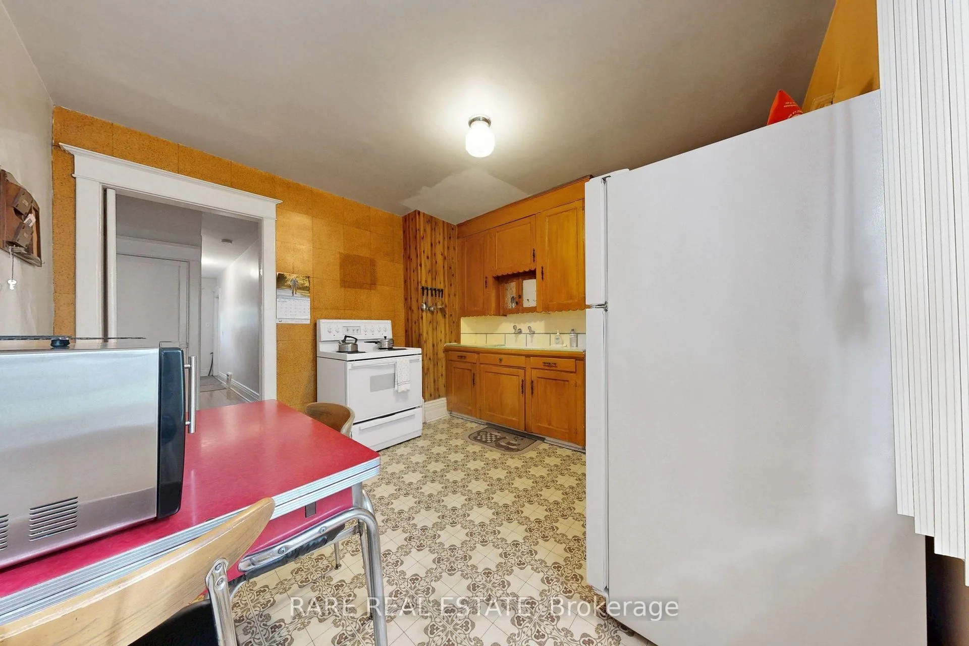 180 Atlas Avenue