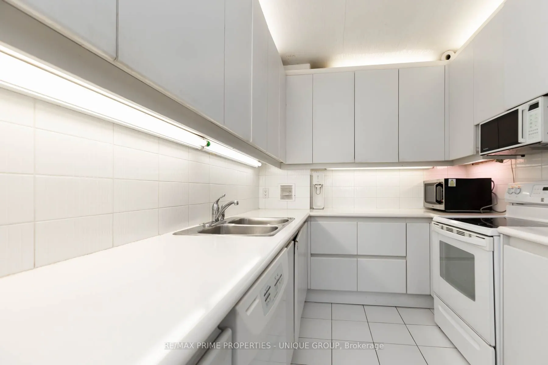 21 Dale Avenue #644