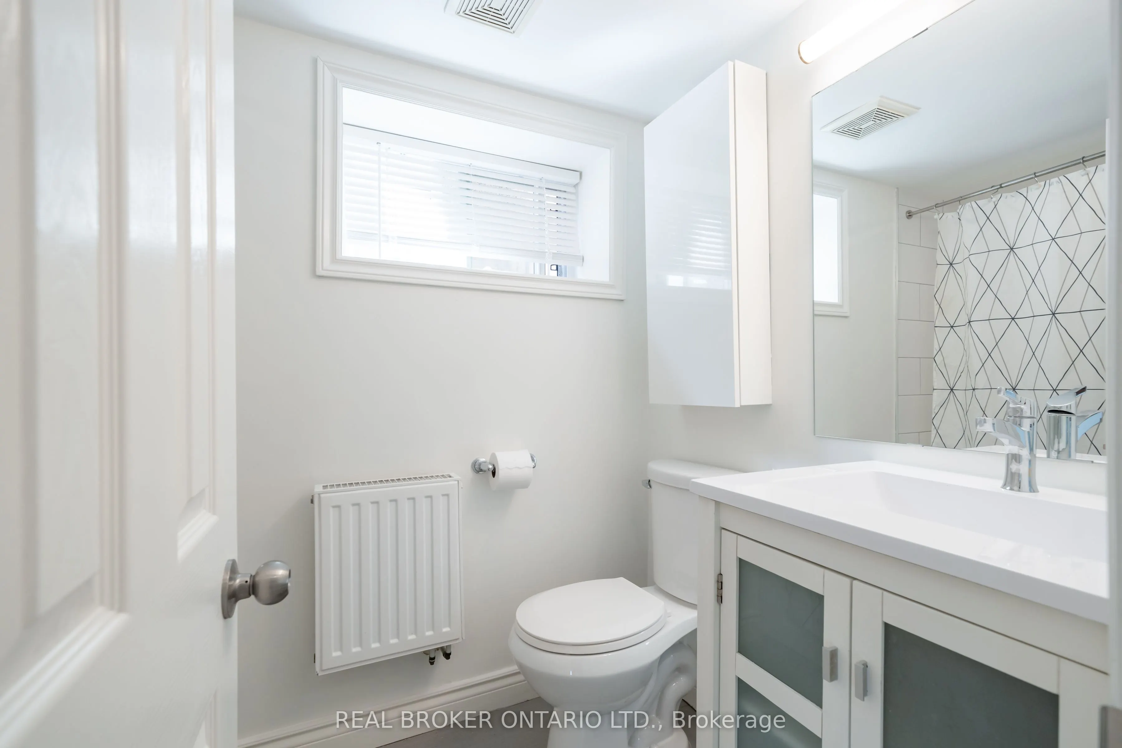 419 Ossington Avenue #Lower